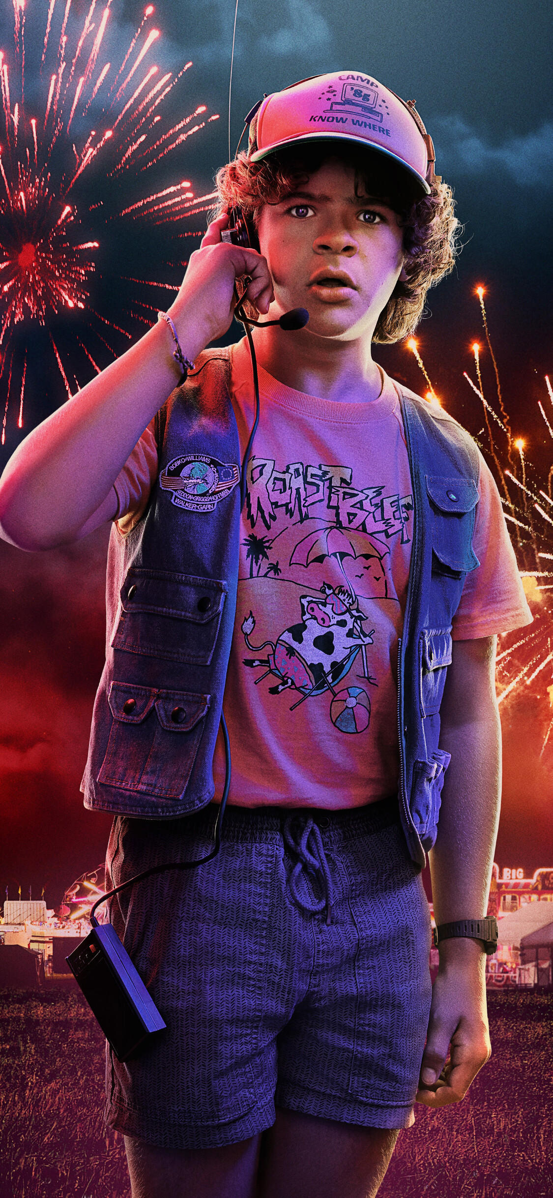 Stranger Things: Gaten Matarazzo (Dustin) was the first actor cast in the show. 1130x2440 HD Wallpaper.