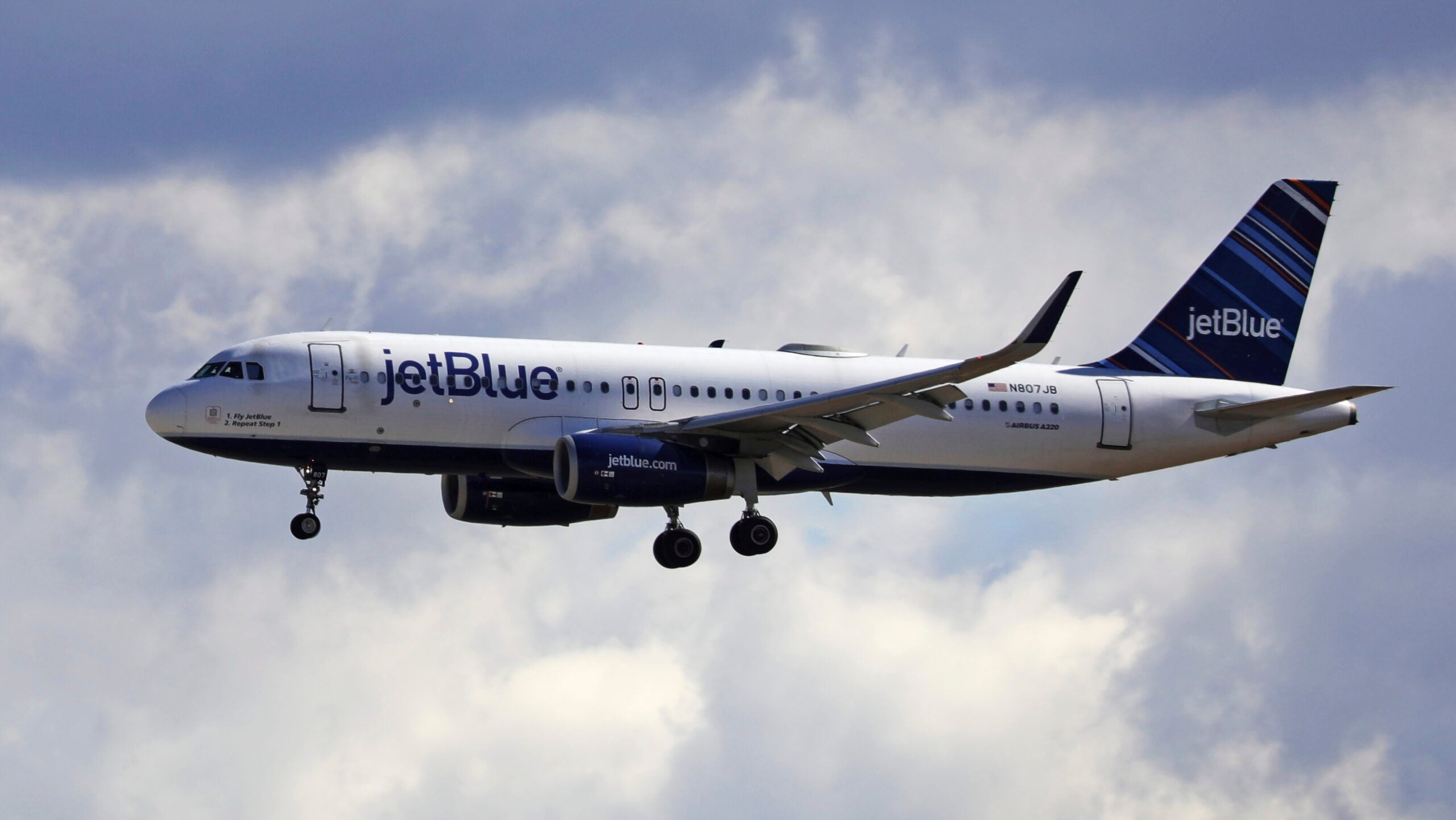 JetBlue Airways, Birthday sale, Affordable flights, Travel deals, 2560x1450 HD Desktop