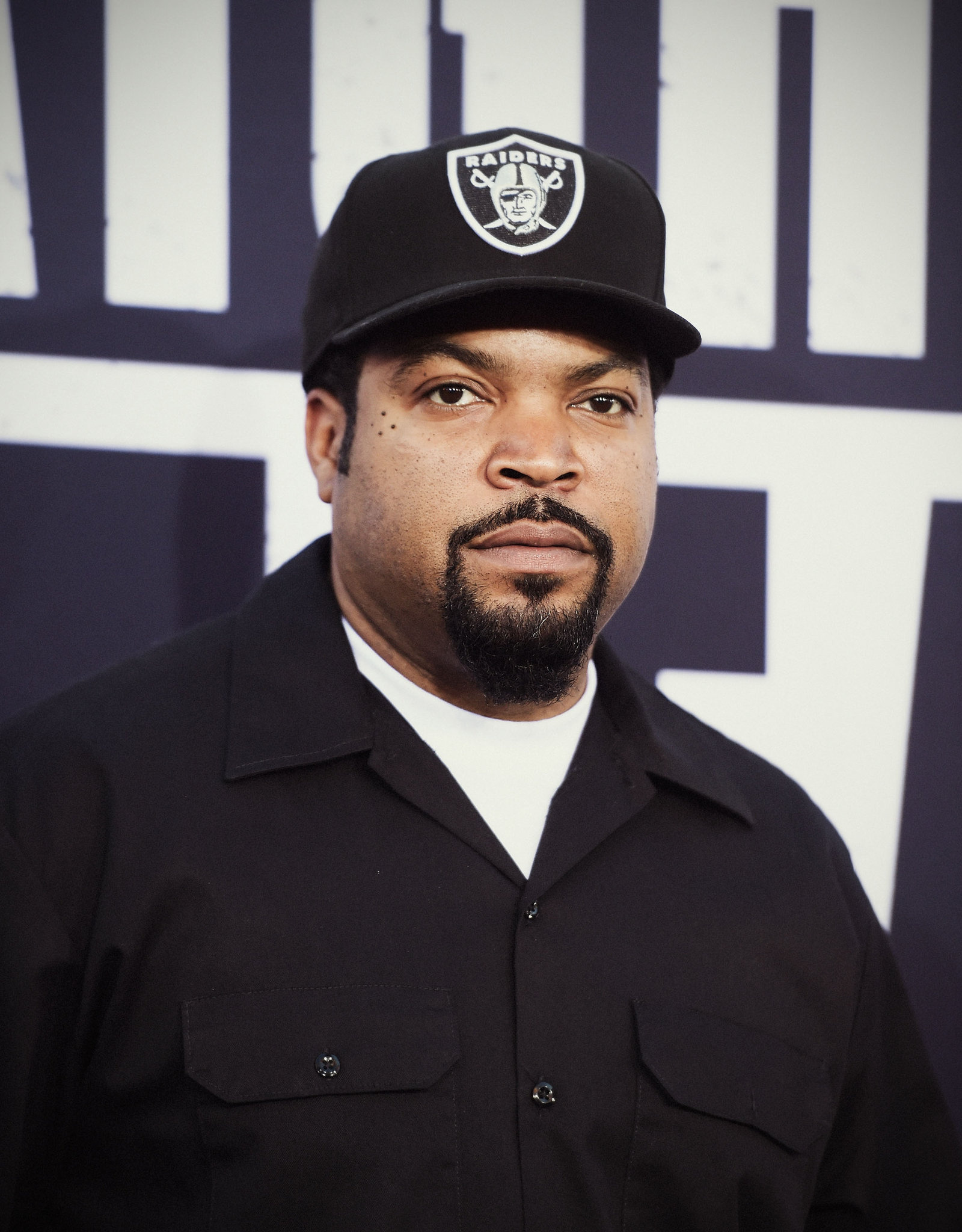 Ice Cube rapper, Online discounts, Special offers, Savings opportunity, 1600x2050 HD Phone