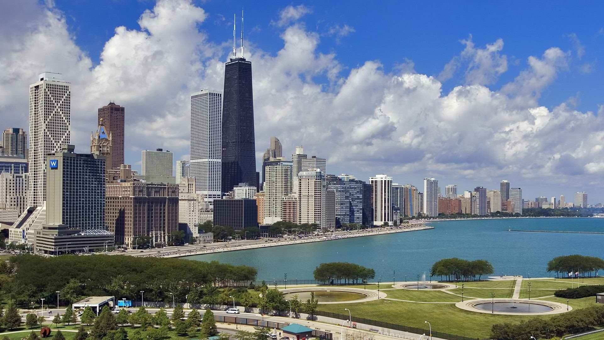 Chicago: The third-largest inter-modal port in the world, High-rises. 1920x1080 Full HD Background.