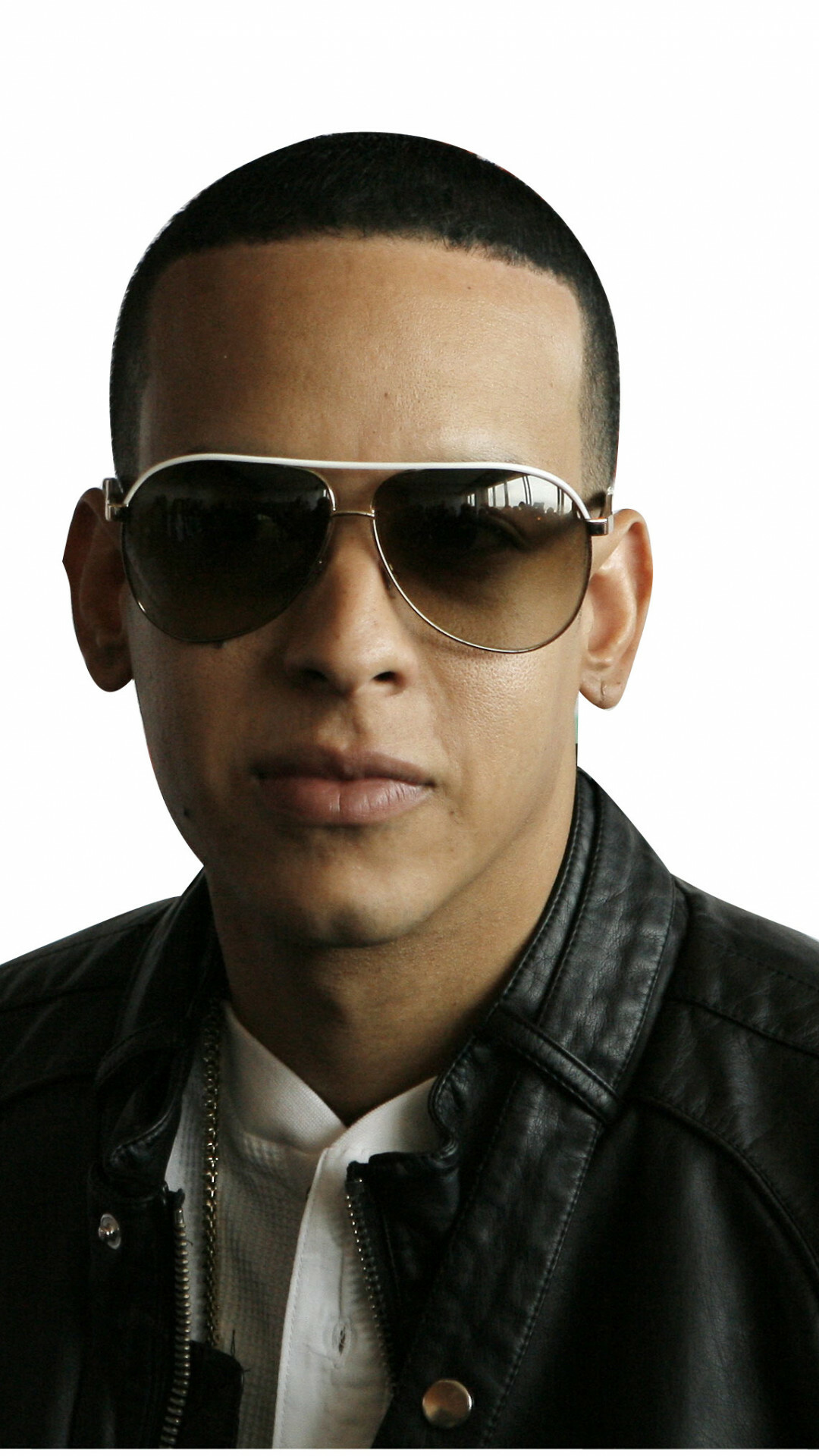 Daddy Yankee: Barrio Fino received a Billboard Music Award for Latin Album of the Year at the 16th Billboard Music Awards. 1080x1920 Full HD Wallpaper.