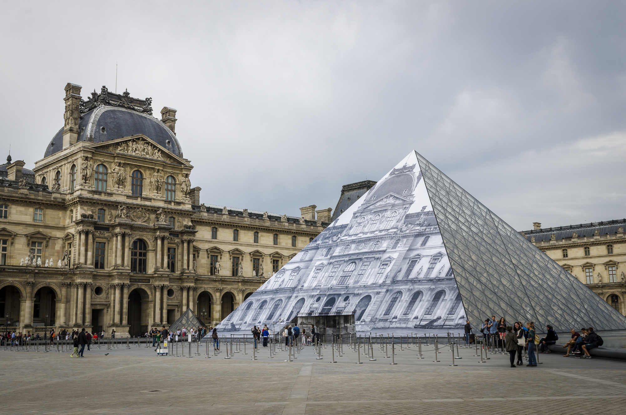 Louvre, Travels, Photography spot, Tourist attraction, 2000x1330 HD Desktop