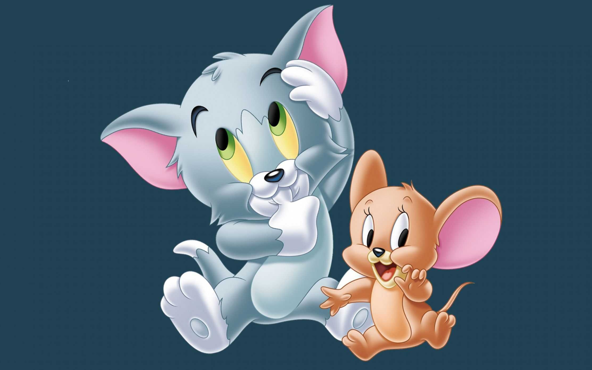 Desktop Tom and Jerry wallpaper, Animated antics, Classic cartoon, Lively characters, 2490x1560 HD Desktop