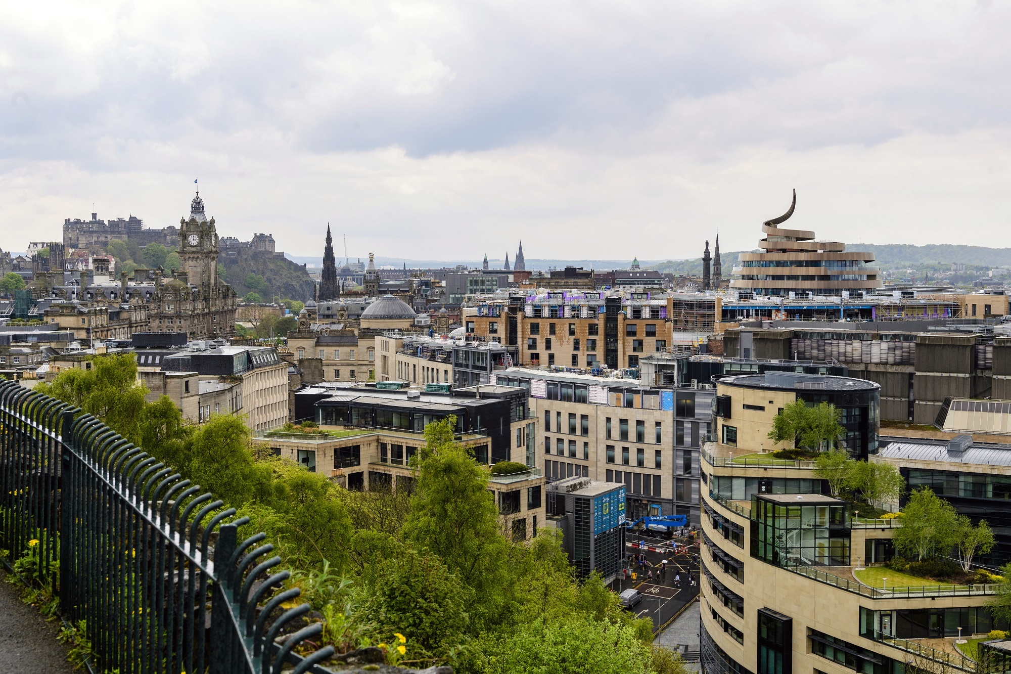 Edinburgh skyline, New cityscape, Retail and leisure, Travel, 2000x1340 HD Desktop