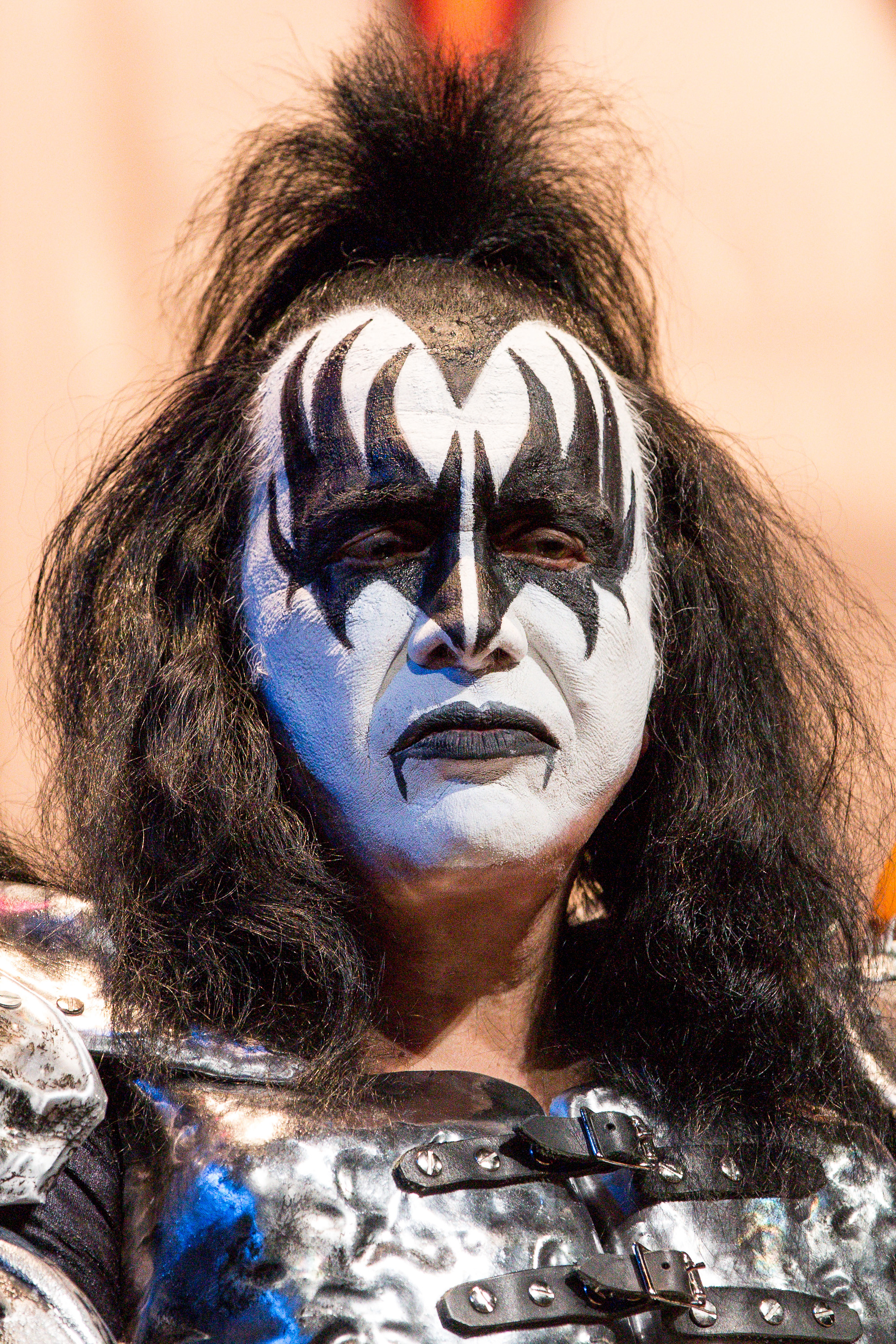 Gene Simmons, Rock and Roll Hall of Fame, 2000x3000 HD Phone
