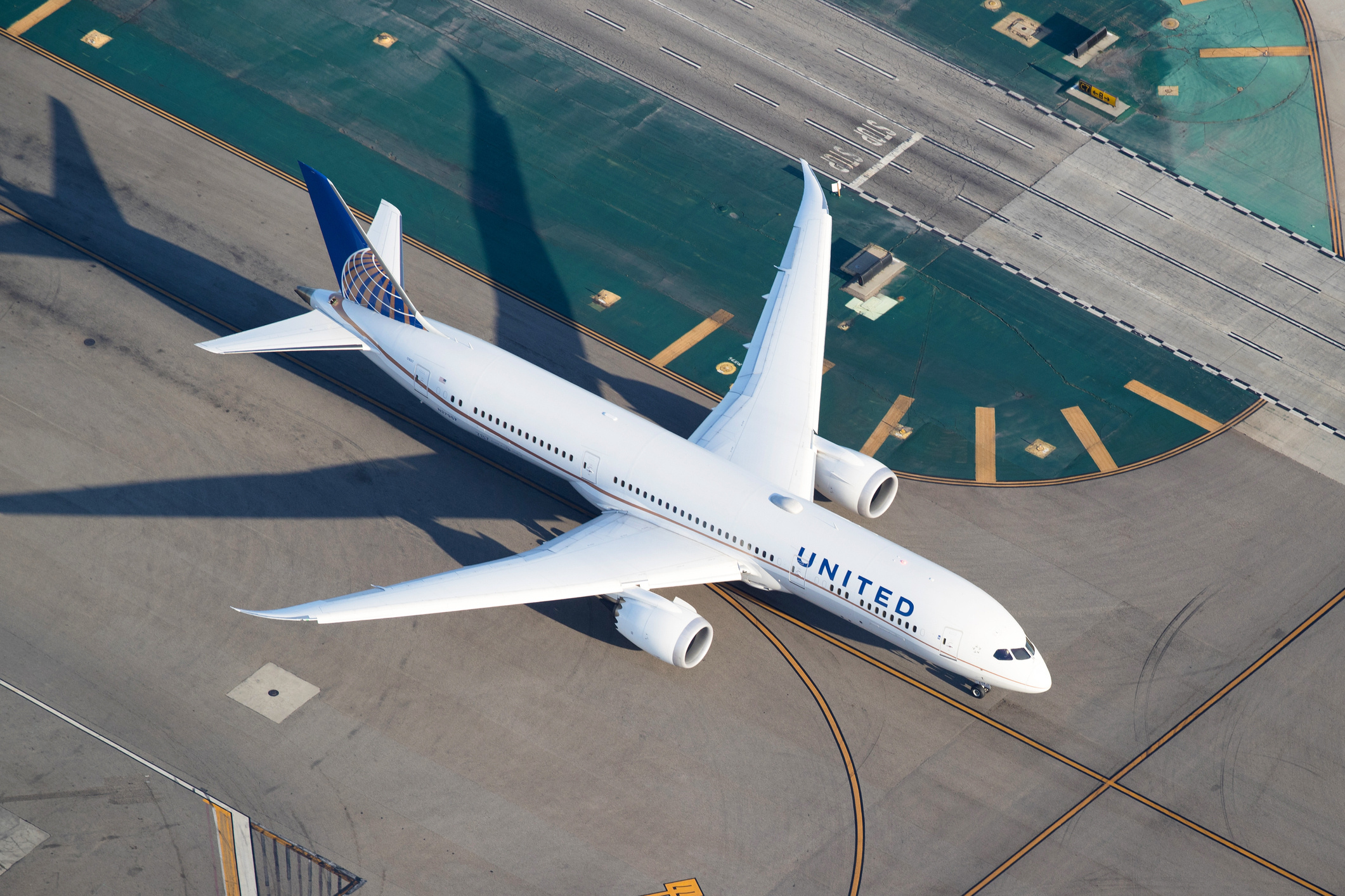 United Airlines, Travels, Boeing 787, Business traveller, 2130x1420 HD Desktop