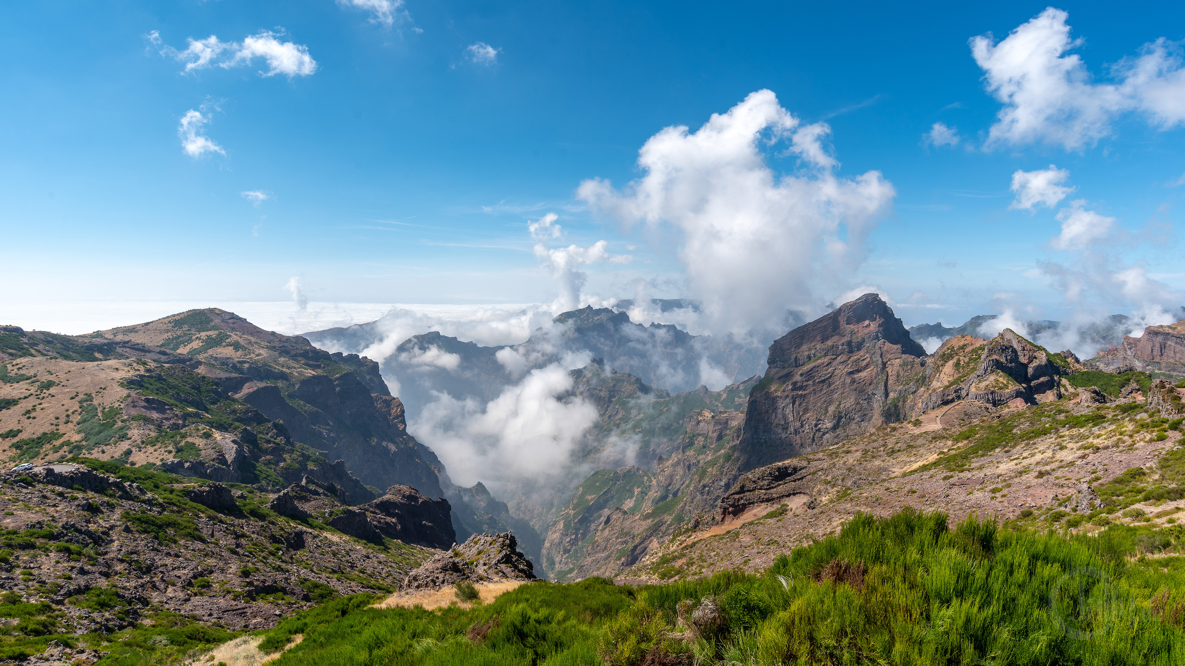Madeira travels, Panoramic views, Pico do Arieiro, Island beauty, 3840x2160 4K Desktop