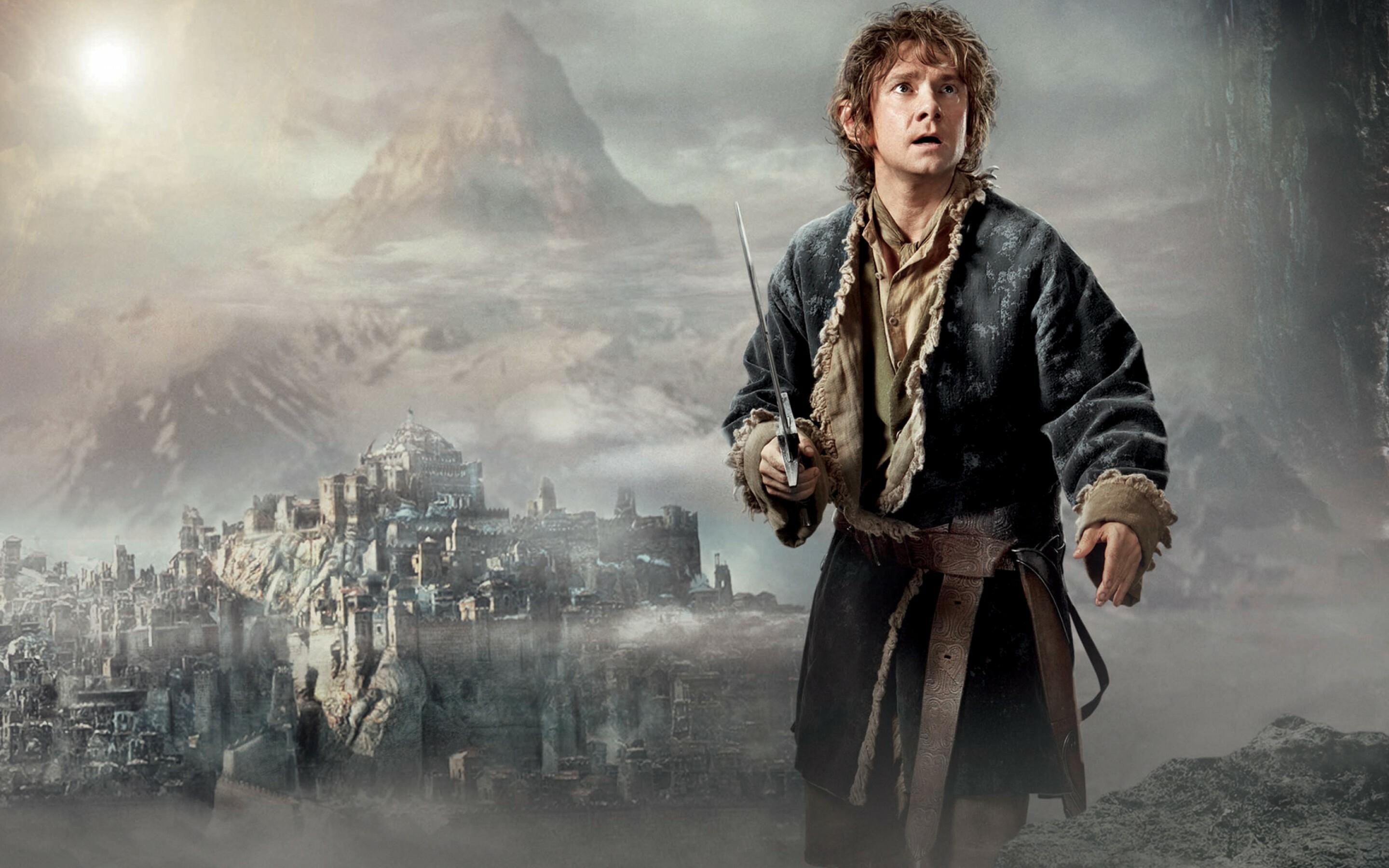 The Hobbit: The Desolation of Smaug, The second installment, Bilbo. 2880x1800 HD Wallpaper.