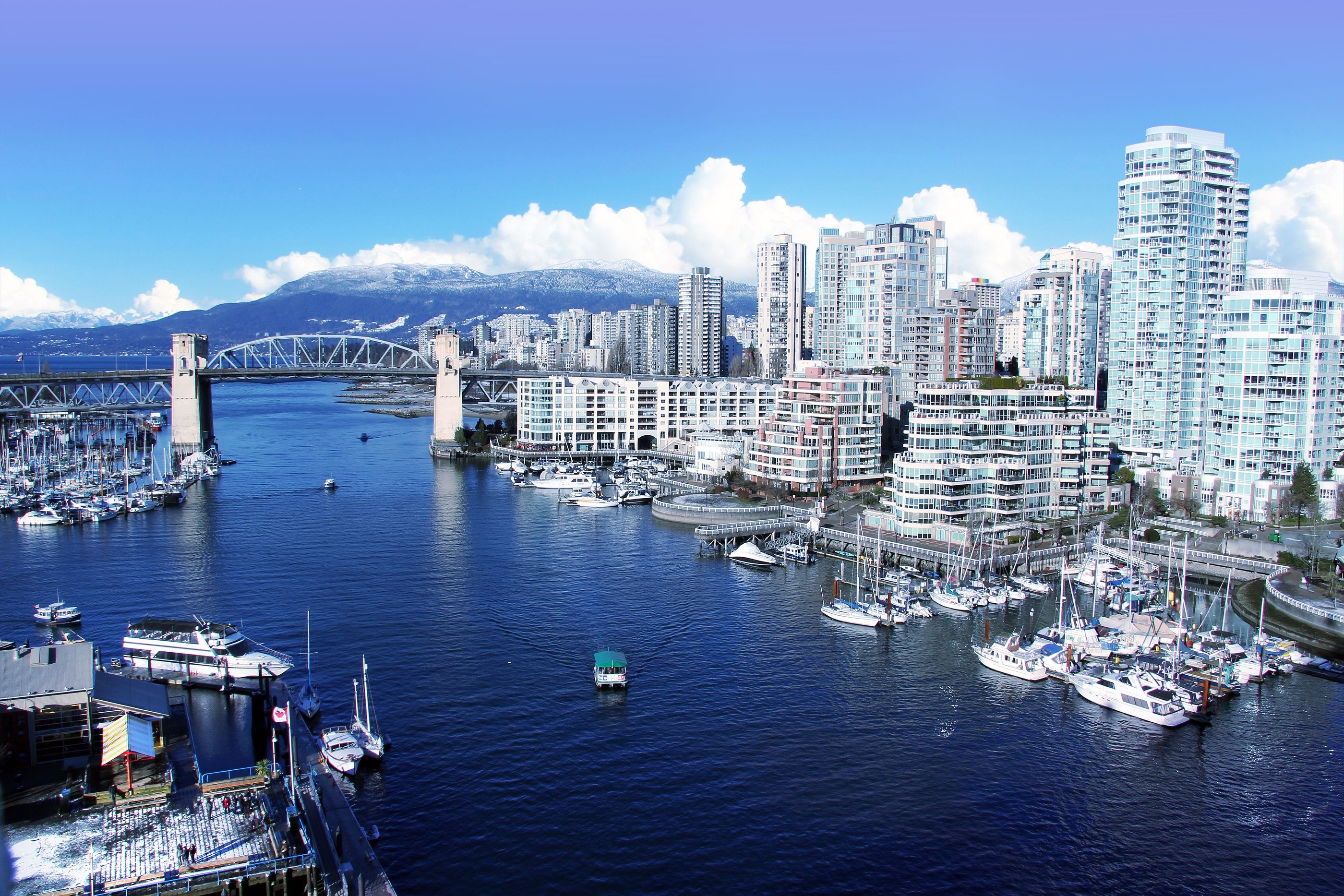 False Creek, Vancouver, Canadian charm, Captivating travel destination, 2800x1870 HD Desktop