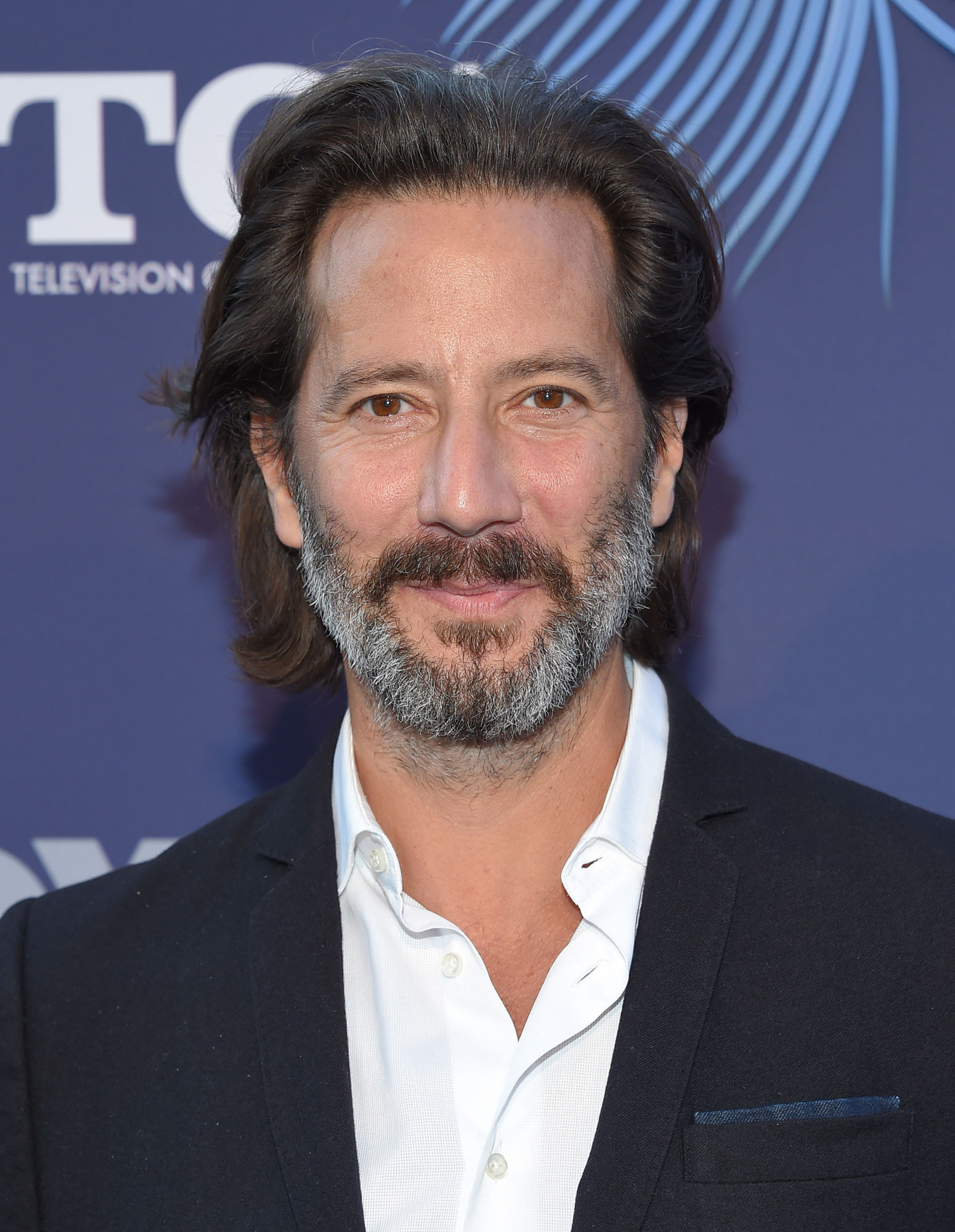 Henry Ian Cusick TV shows, Floating away, Lost TV show, Actors' lives, 1550x2000 HD Handy