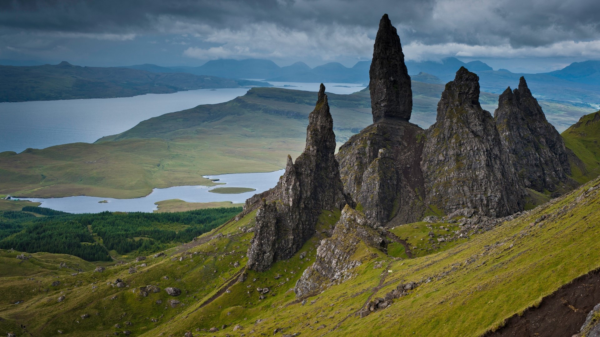 Highland pinnacles, Old Man of Storr, Skye, Scotland, 1920x1080 Full HD Desktop