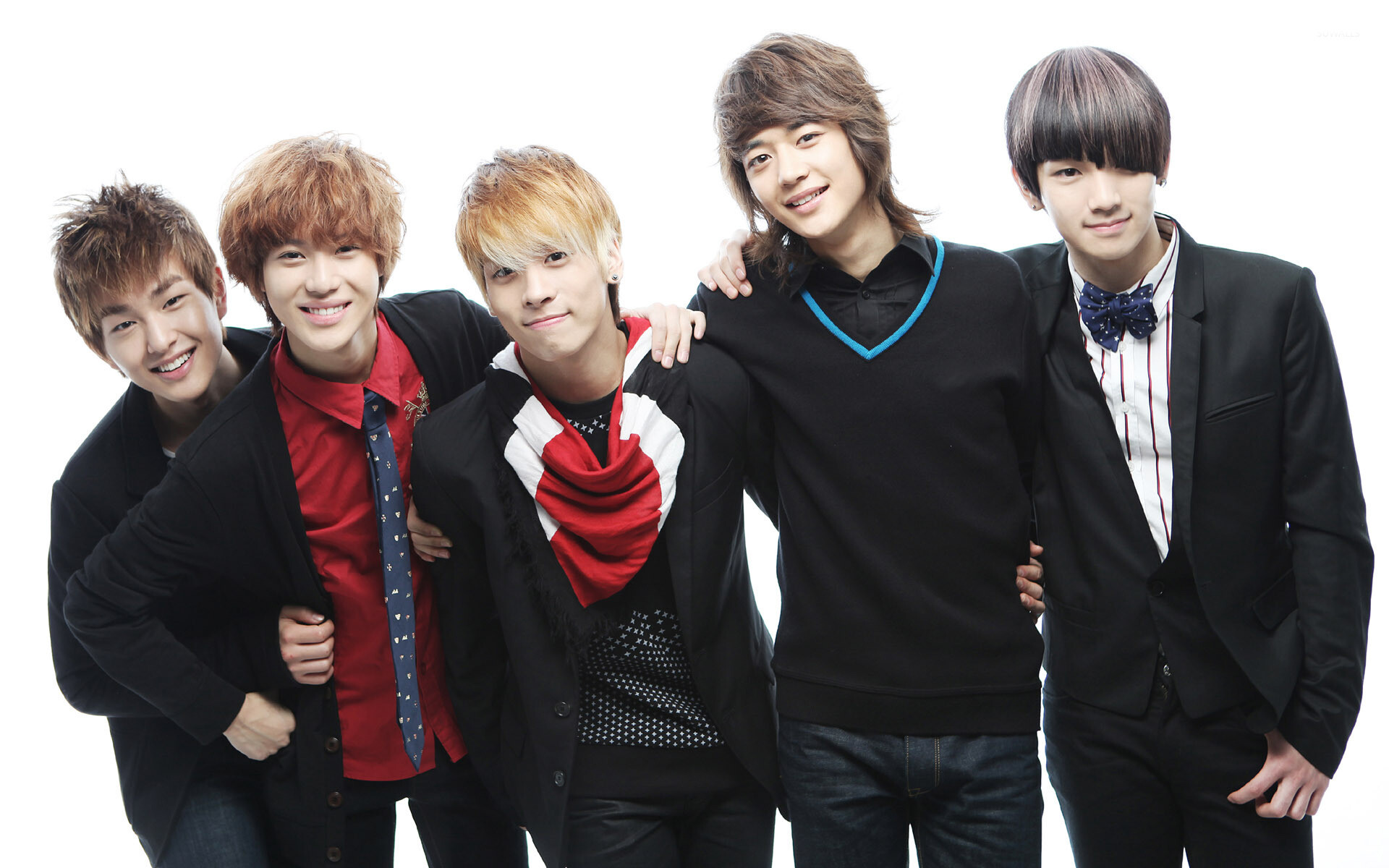 SHINee: Music, They released their second Japanese album, Boys Meet U, in 2013. 1920x1200 HD Background.