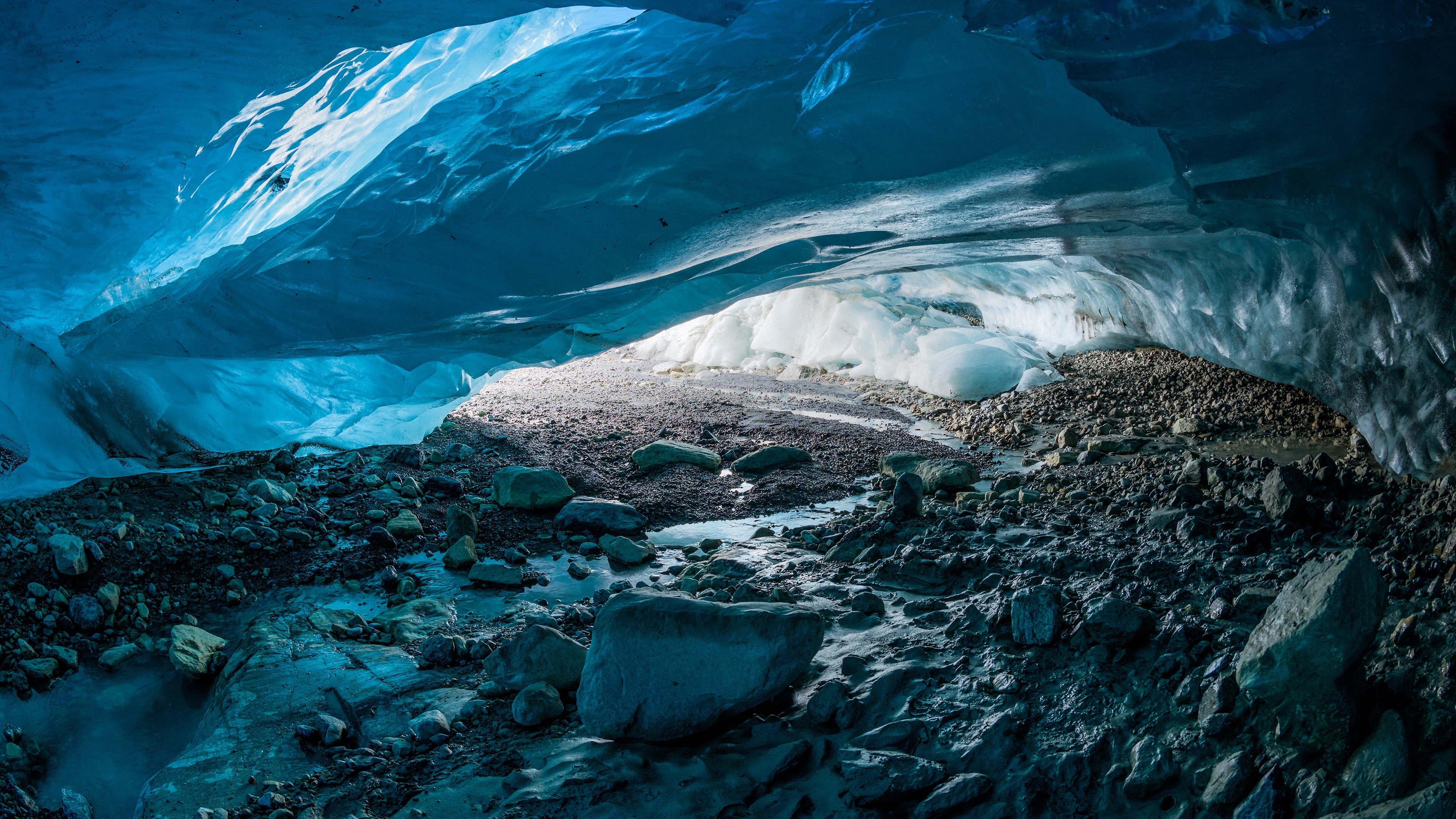 Byron Glacier, Eishöhle Wallpaper, 3840x2160 4K Desktop