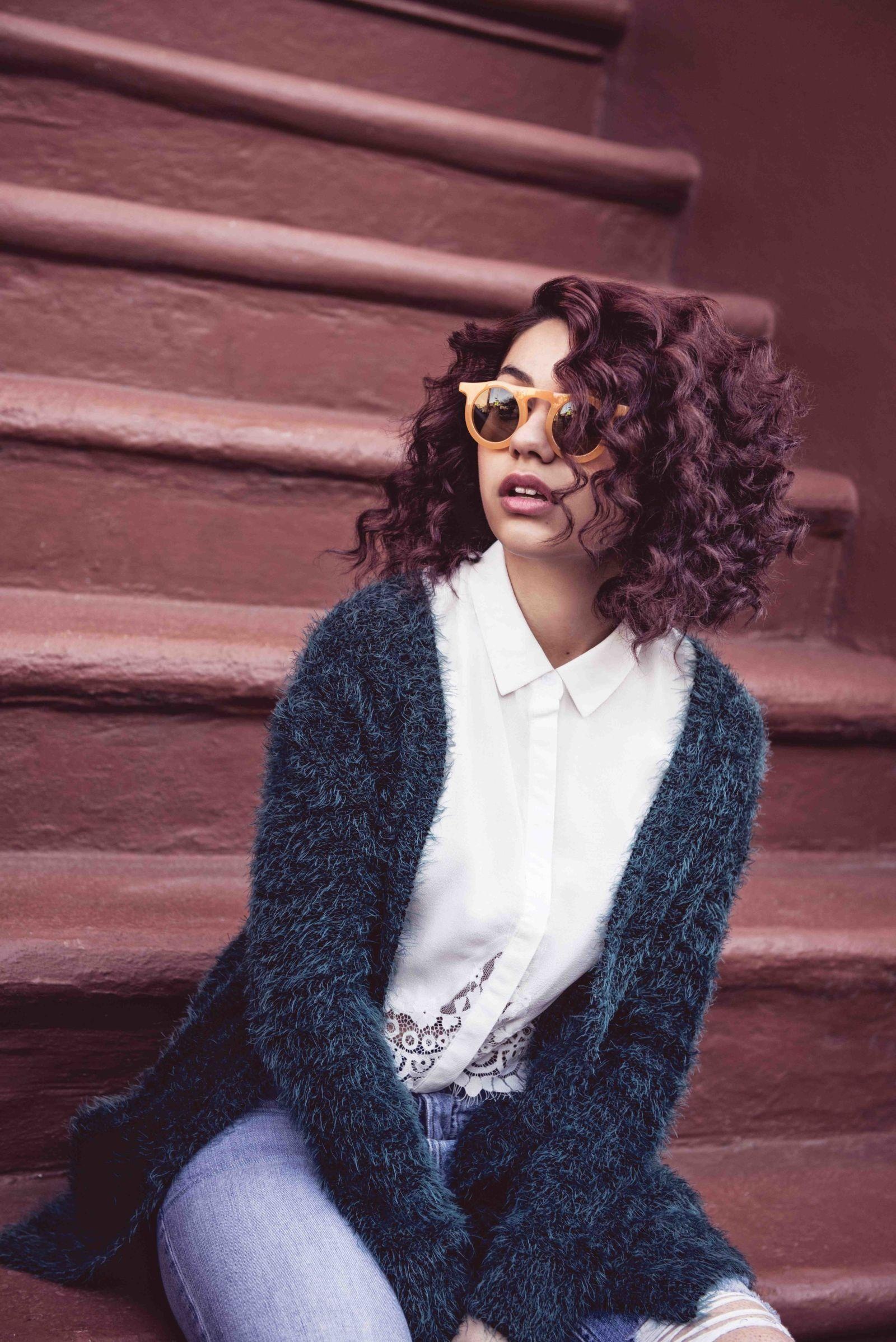 Alessia Cara Wallpapers 1600x2400