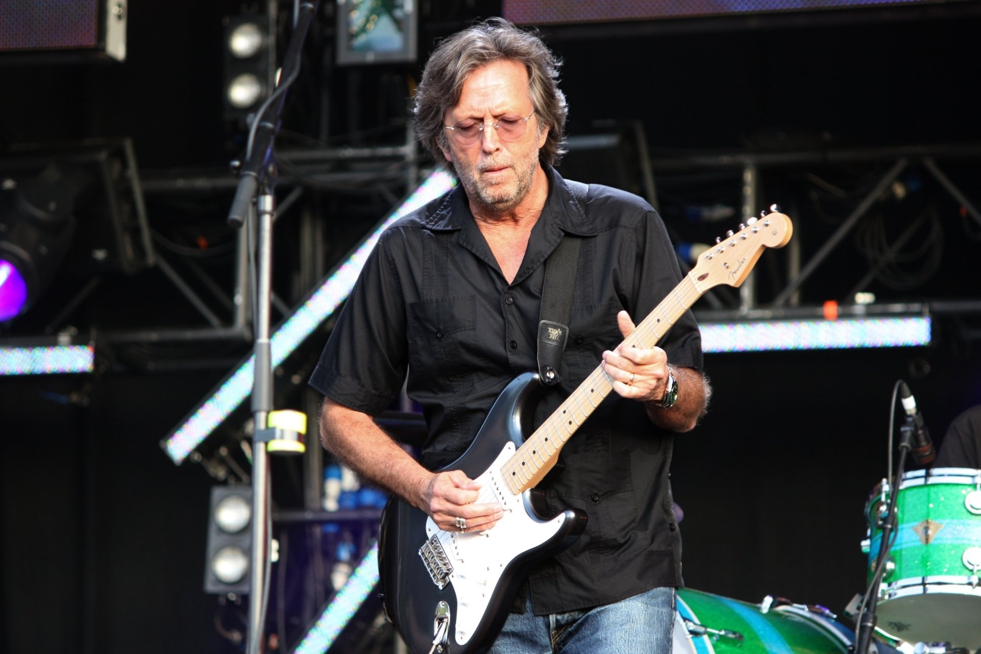 Eric Clapton, Euphoric guitar solos, Captivating live shows, Blues rock legend, 1920x1280 HD Desktop