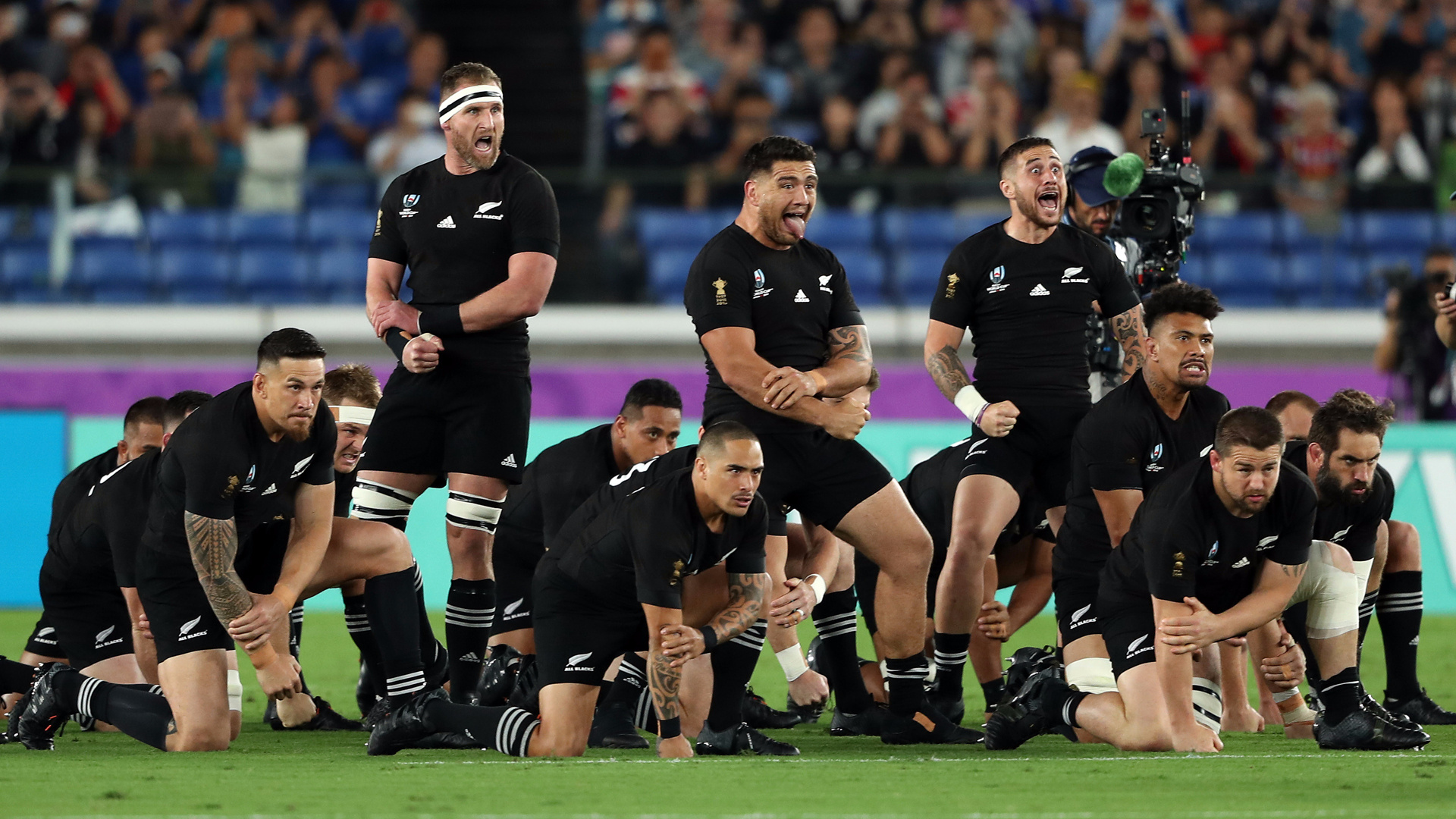 Haka: All Blacks,  Performance at Eden Park in 2021, The first game of the Bledisloe Cup. 1920x1080 Full HD Background.