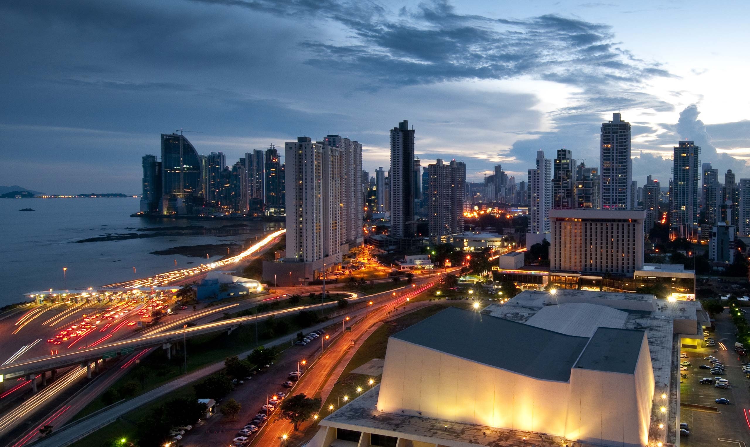 Panama City, Urban beauty, 4K wallpapers, Stunning metropolis, 2560x1530 HD Desktop