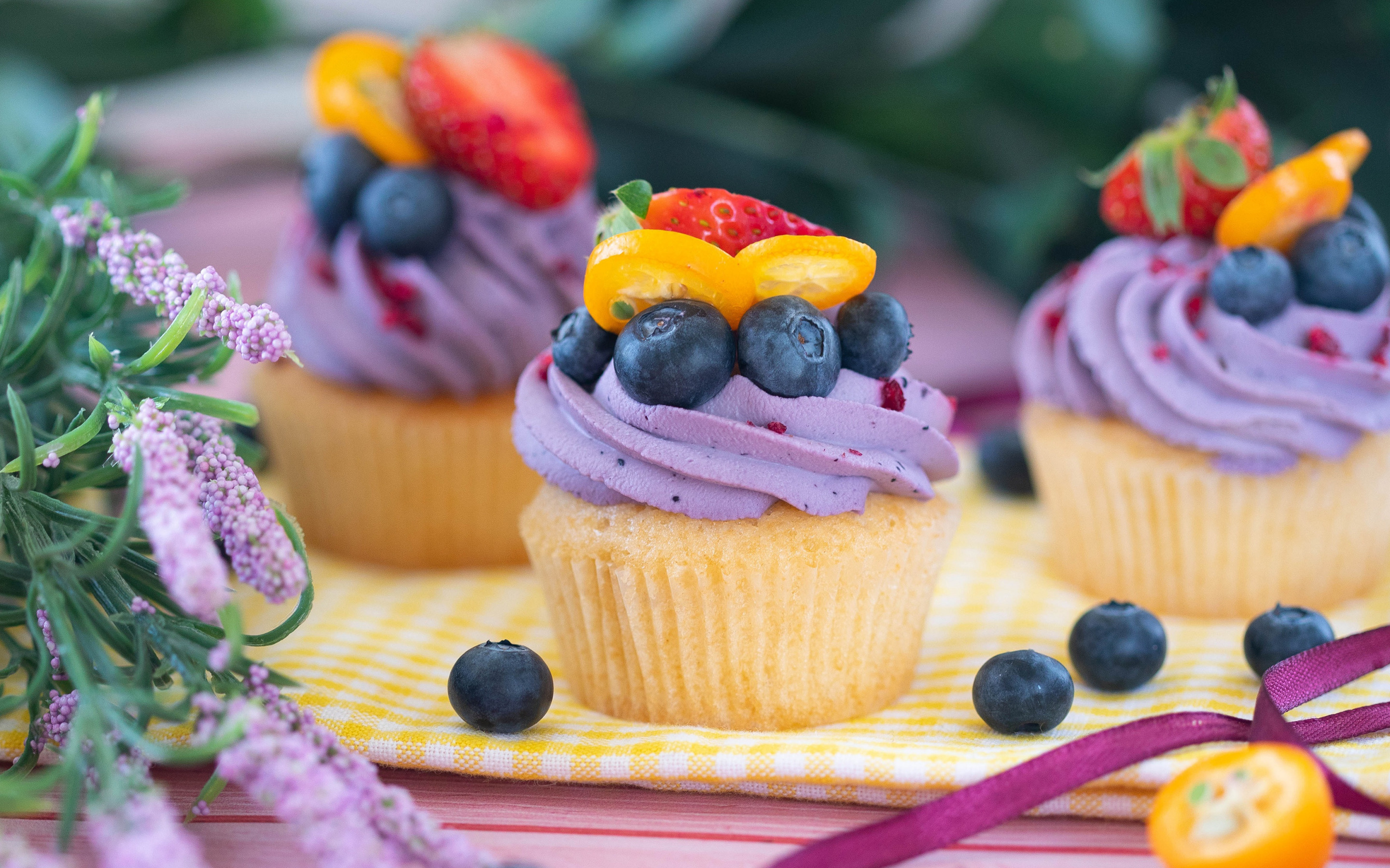 Muffin: Purple cream, Baked goods, Sweet, Blueberry muffins. 2880x1800 HD Background.