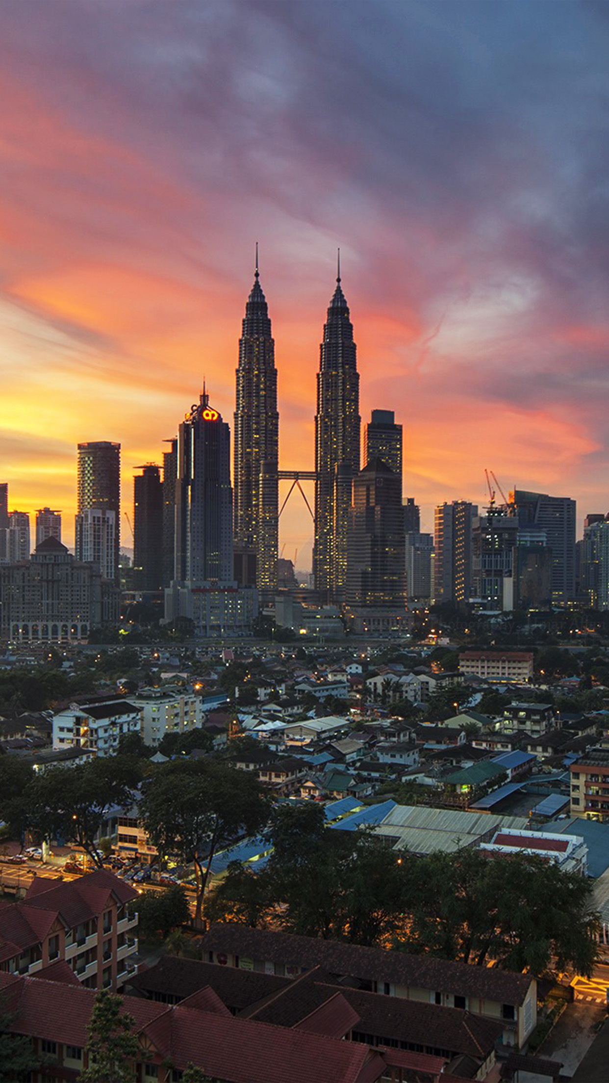 NE02 Petronas Twin Towers, Kuala Lumpur, Malaysia, 1250x2210 HD Phone