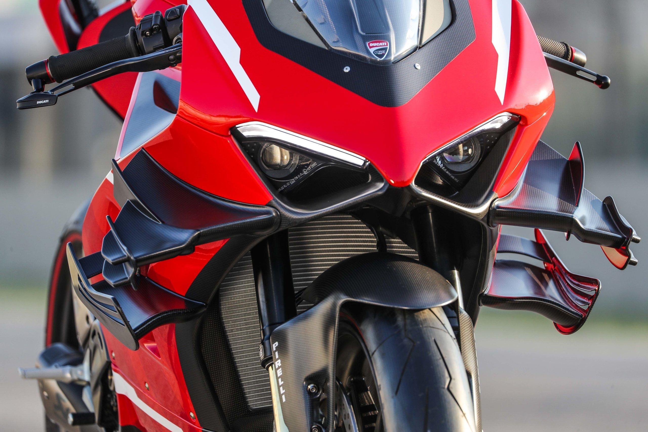 Ducati Superleggera V4, Auto masterpiece, Panigale lineage, Cutting-edge design, 2560x1710 HD Desktop