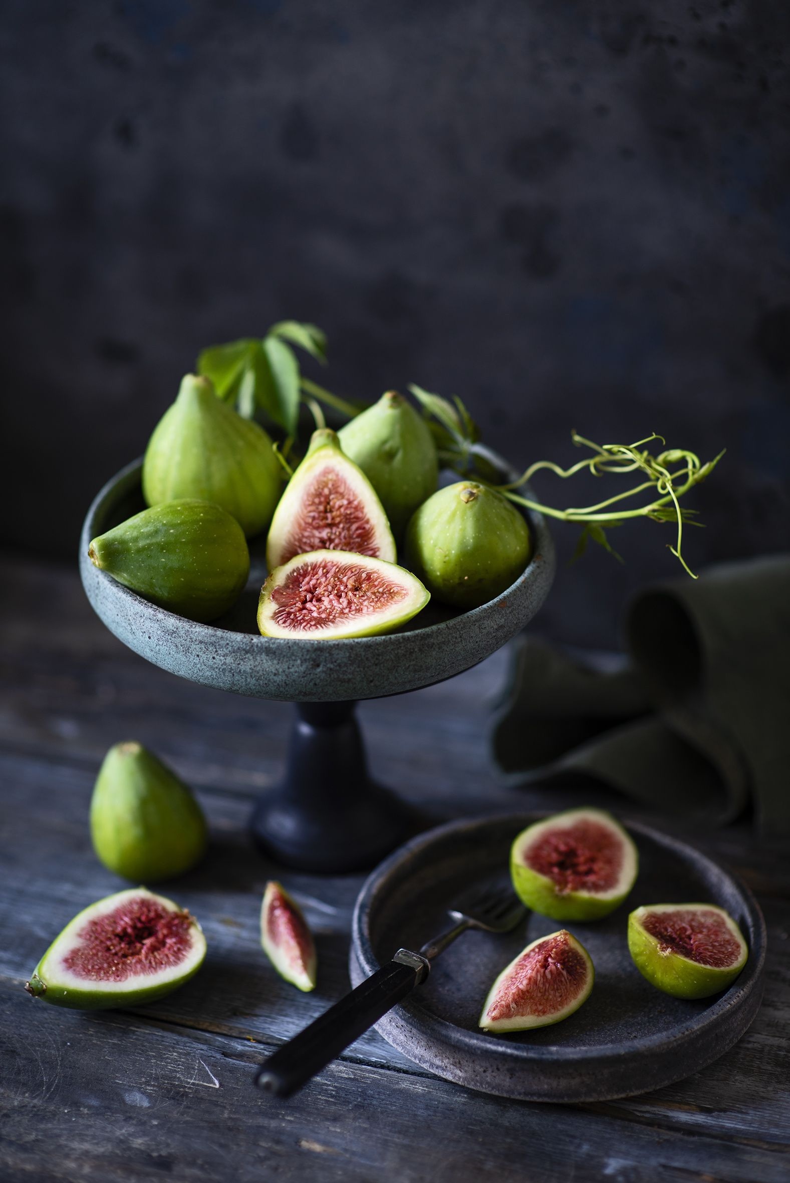 Fig: Contains chemicals that might help control blood sugar and cholesterol levels. 1580x2370 HD Wallpaper.