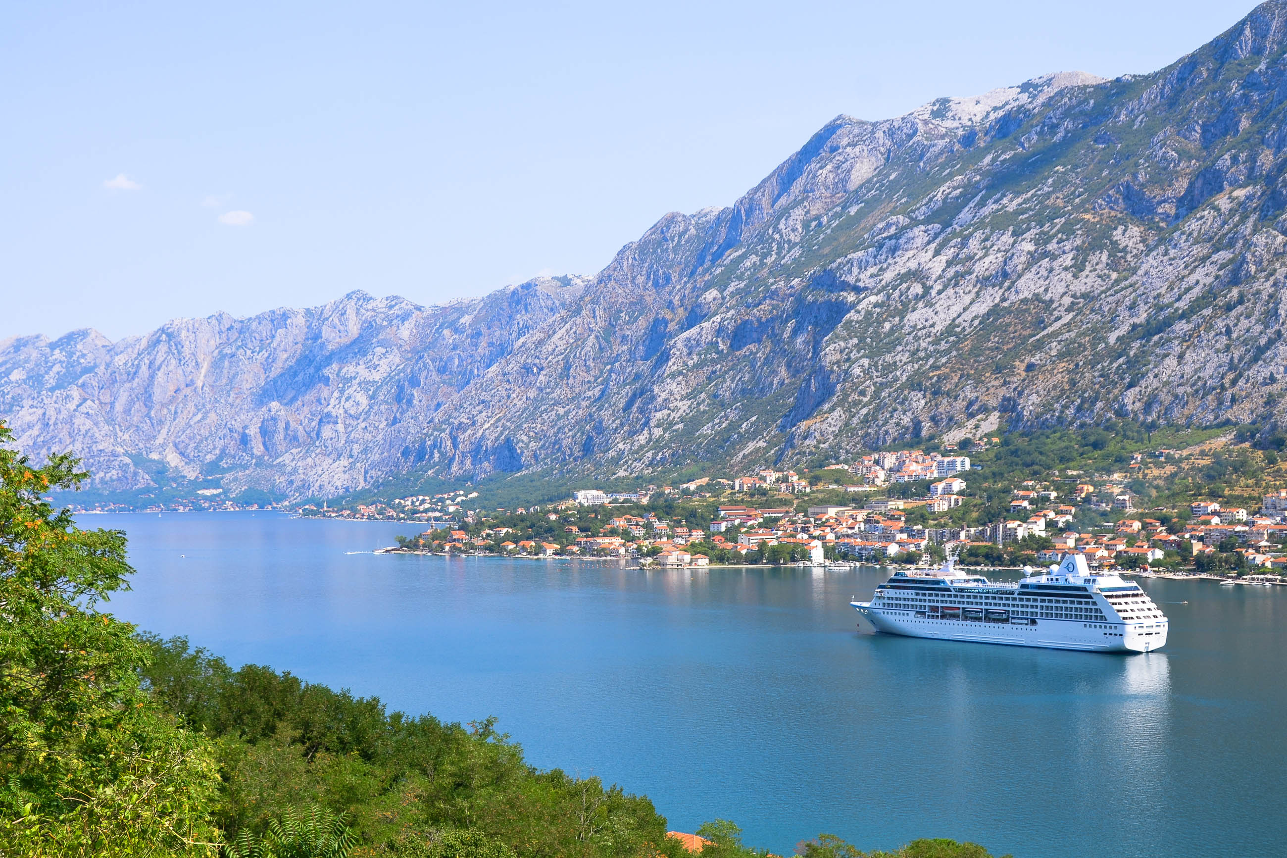 Bucht von Kotor Montenegro, Scenic bay, Coastal beauty, Picturesque charm, 2600x1740 HD Desktop