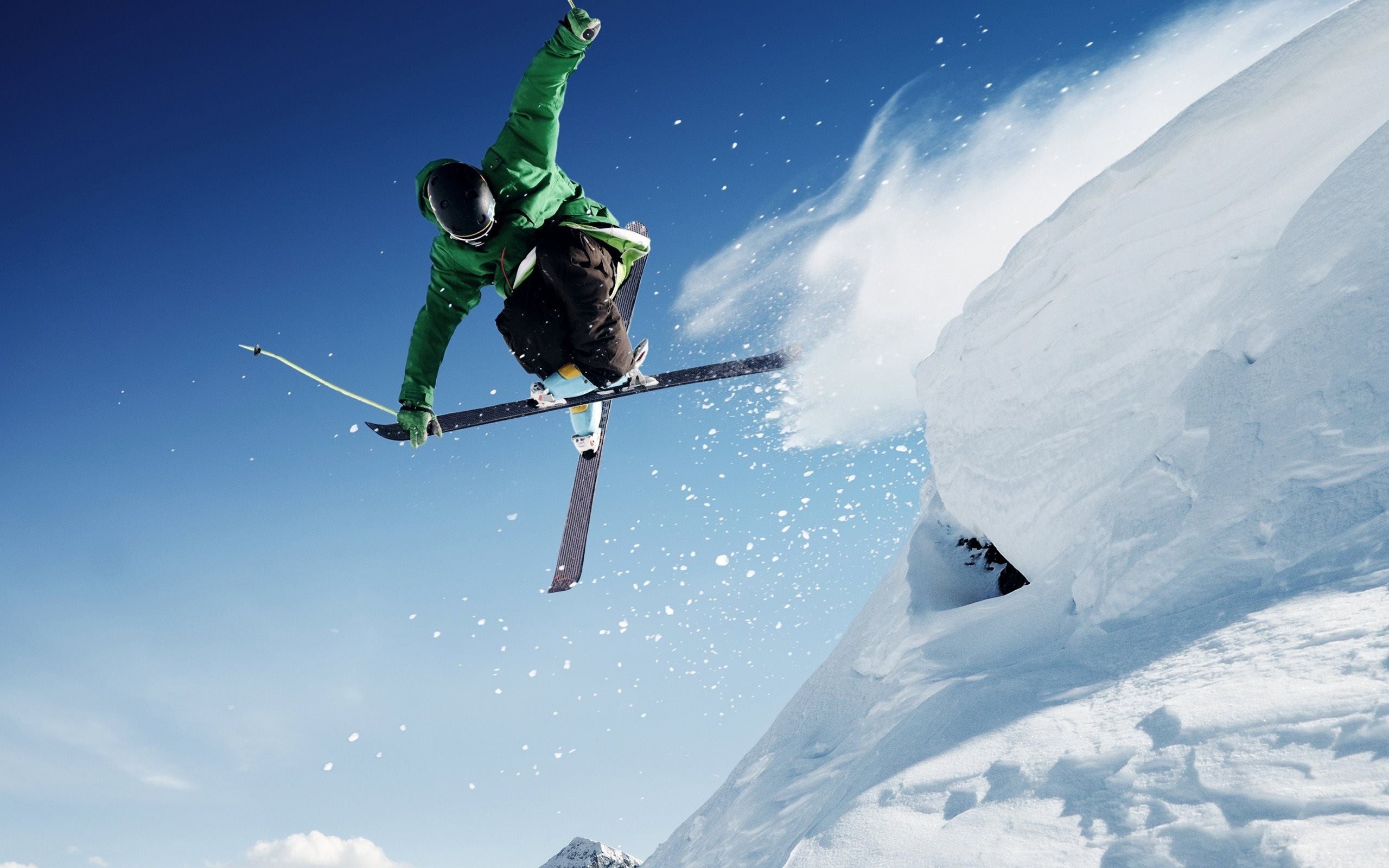 Skiing: Ski jumping, Snow, Winter sports, Extreme sports, Freestyle, Downhill. 2560x1600 HD Background.