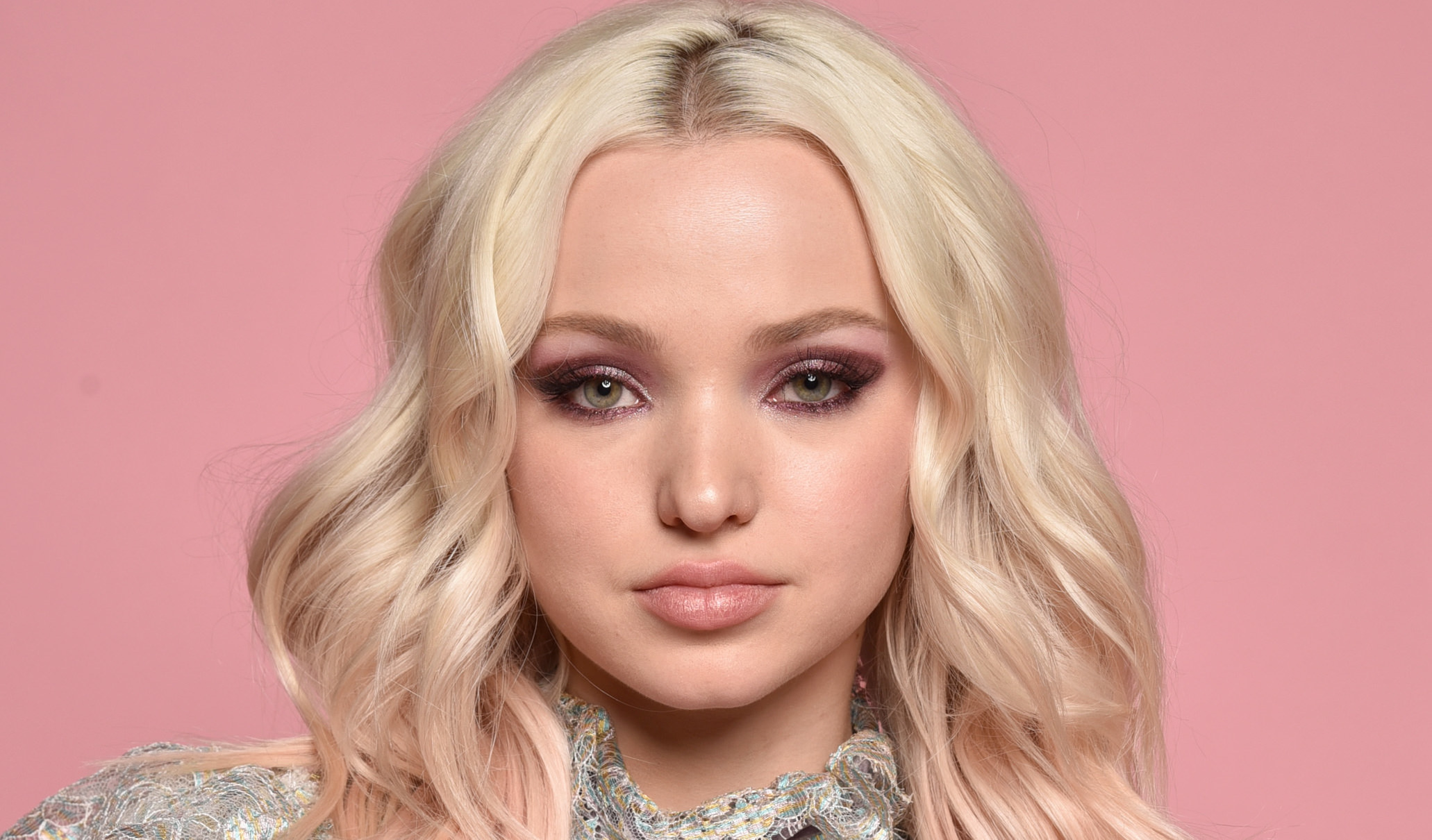 Dove Cameron, Stylish wallpapers, Variety of options, Gallery-worthy, 2070x1210 HD Desktop