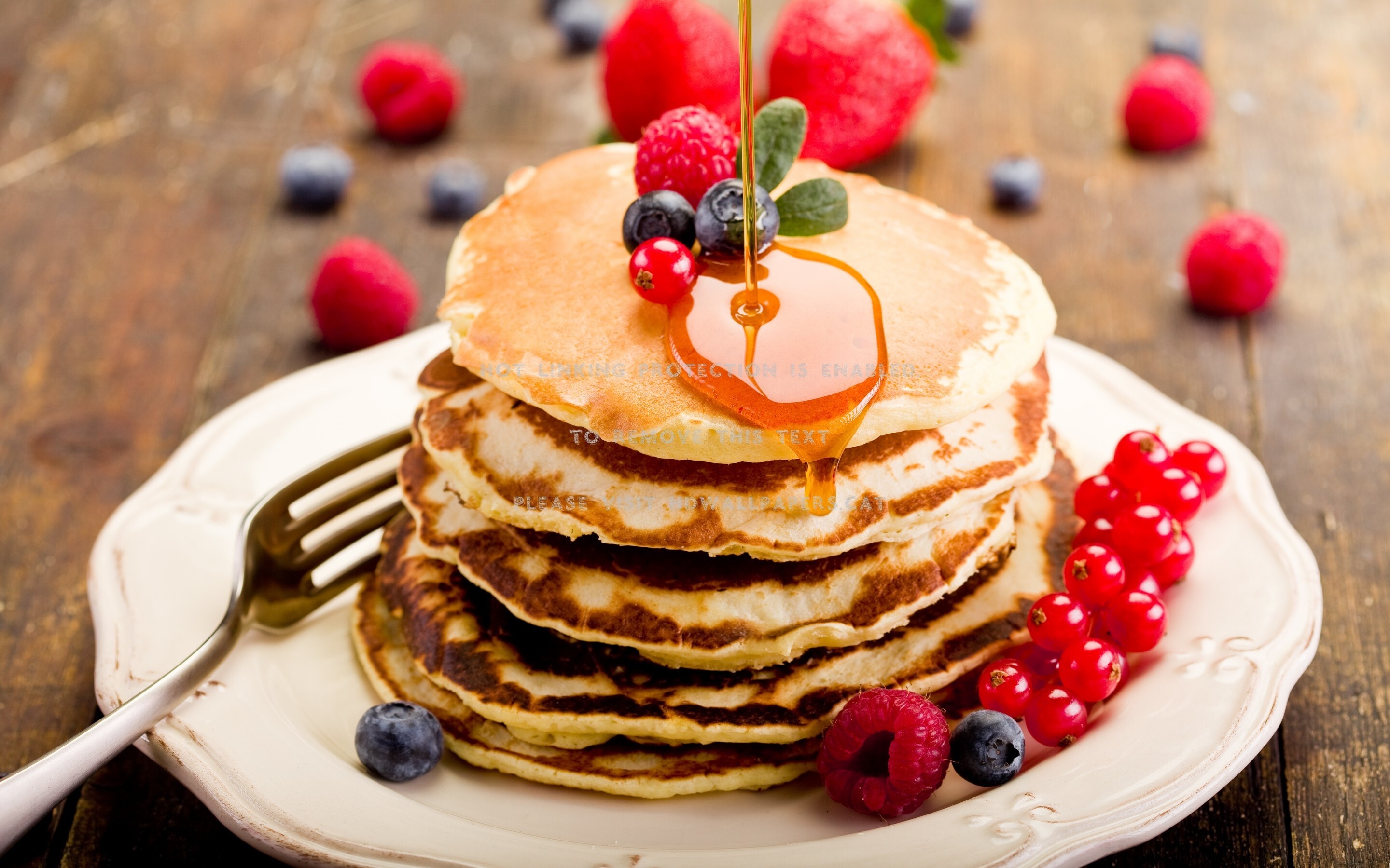 Pancakes with currants, Delicious breakfast, Sweet treat, Fresh ingredients, 2880x1800 HD Desktop