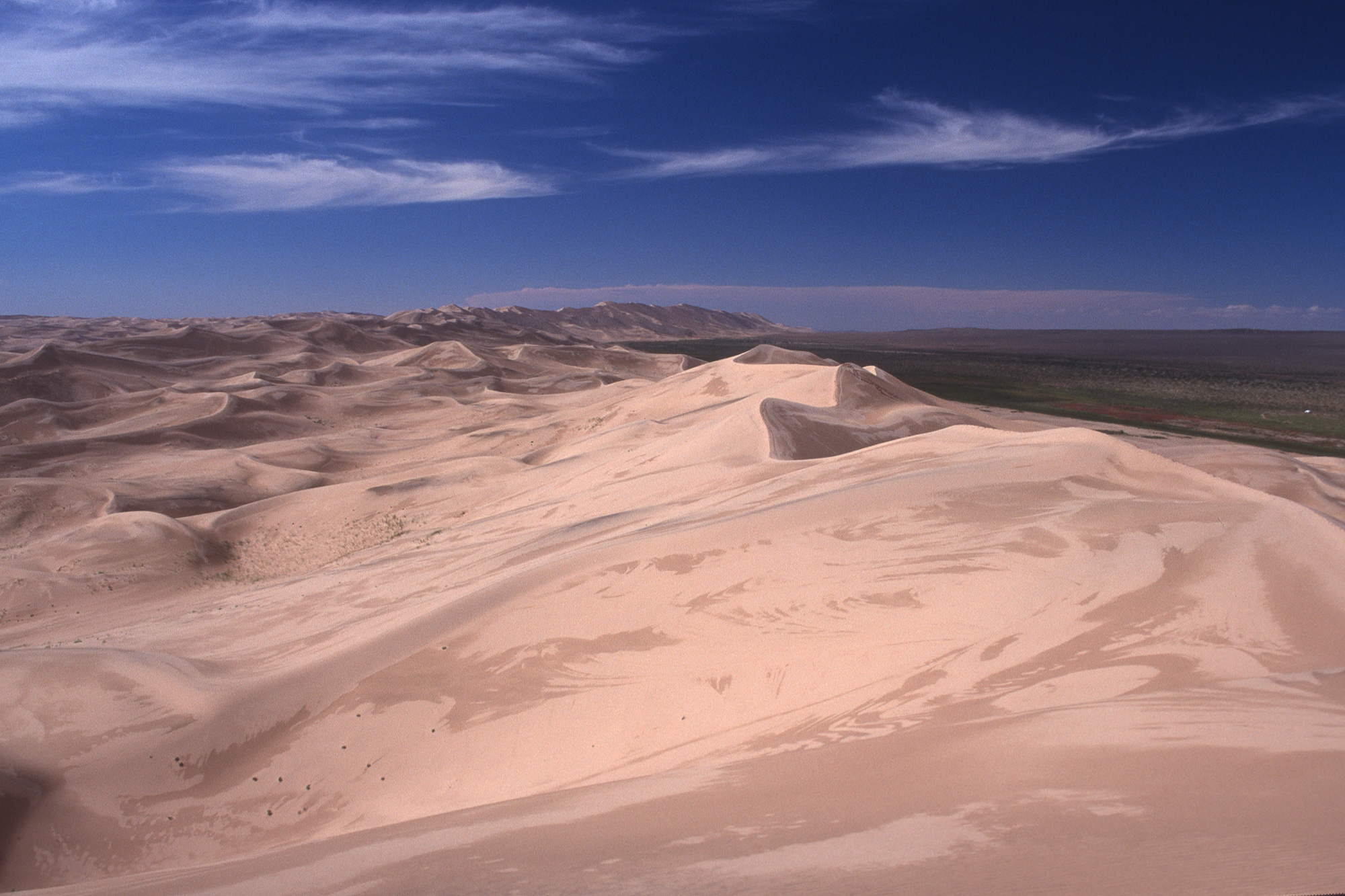 Gobi Desert, Vast landscapes, Bluepeak photography, Travel memories, 2000x1340 HD Desktop
