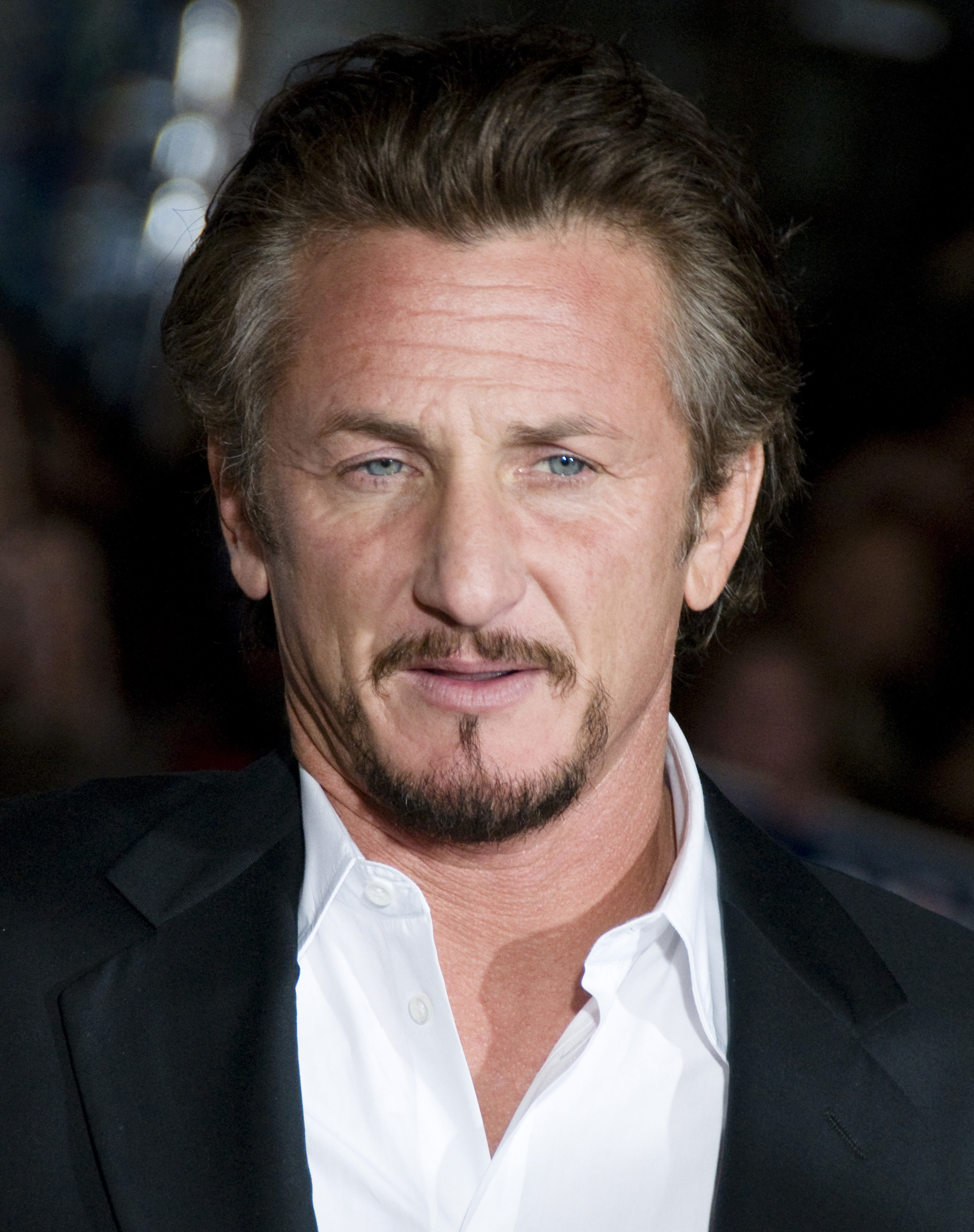 Sean Penn, Actor, Accomplished career, Must-watch movies, 2060x2600 HD Handy