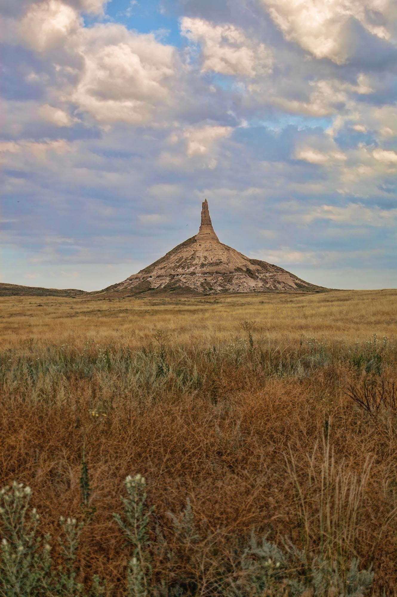 Chimney Rock National Historic Site, Nebraska, July 2014, Cabin, 1330x2000 HD Phone