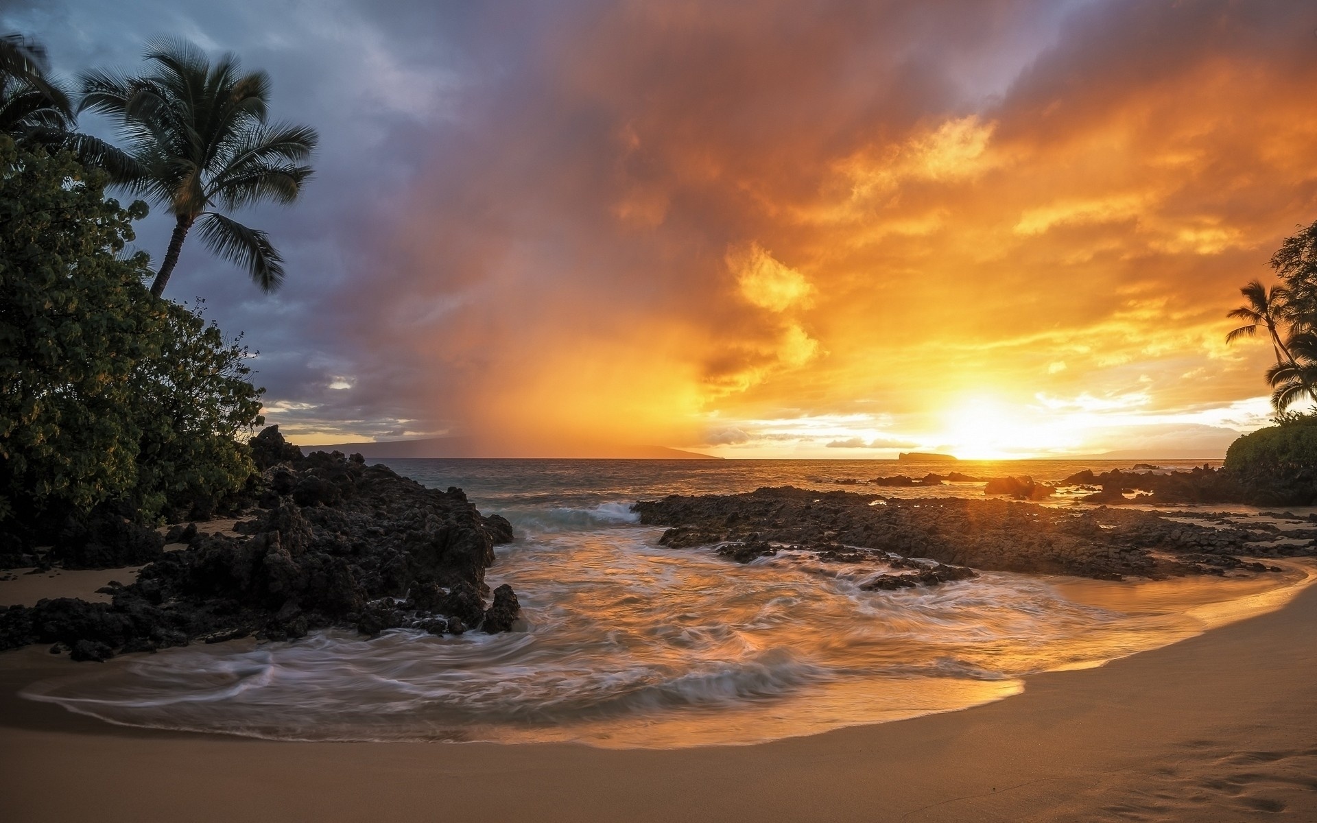 Hawaiian sunset, Cloudy sky, Beach serenity, Nature's masterpiece, 1920x1200 HD Desktop