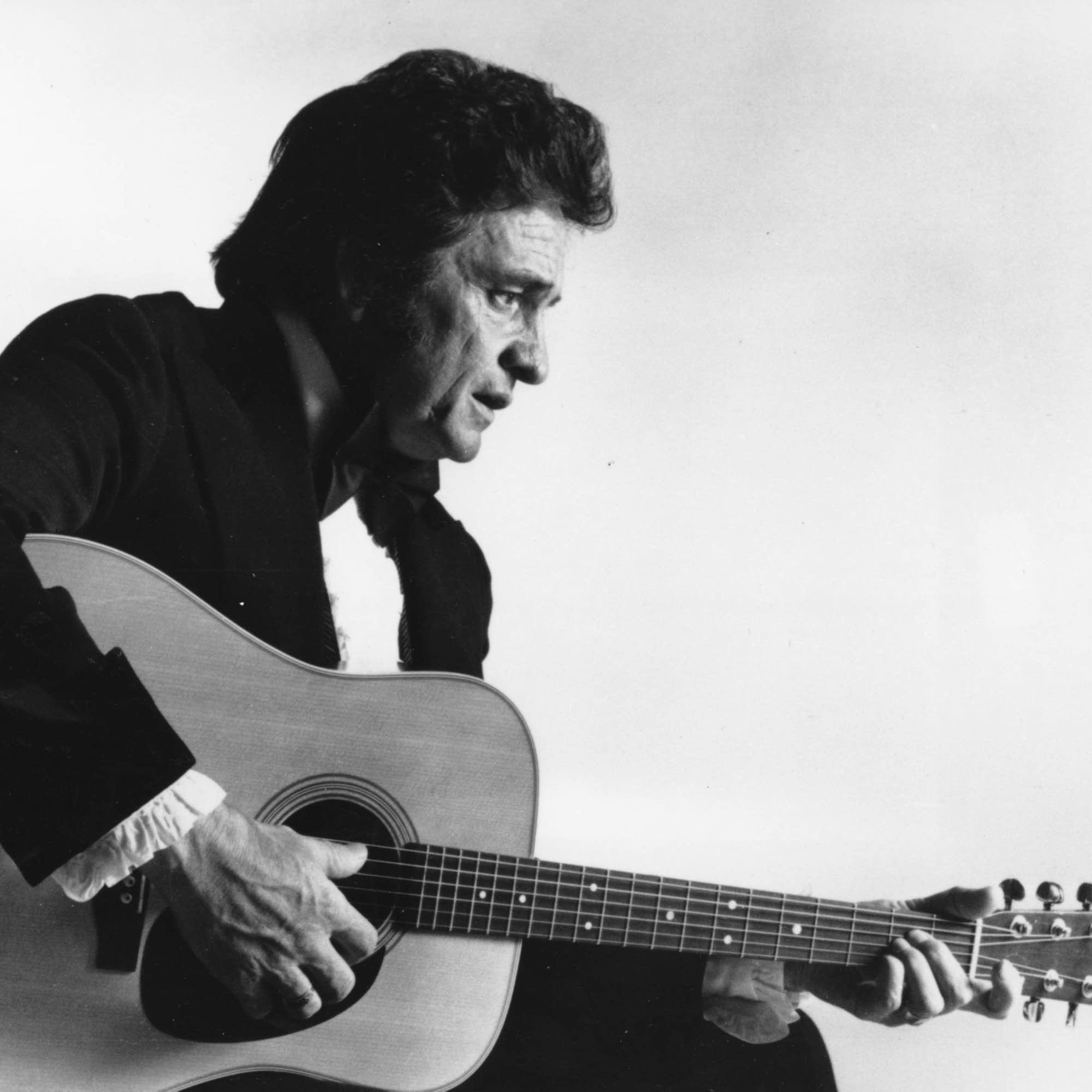 Johnny Cash history, Folsom Prison Blues, Legendary recording, Live performance, 2000x2000 HD Phone