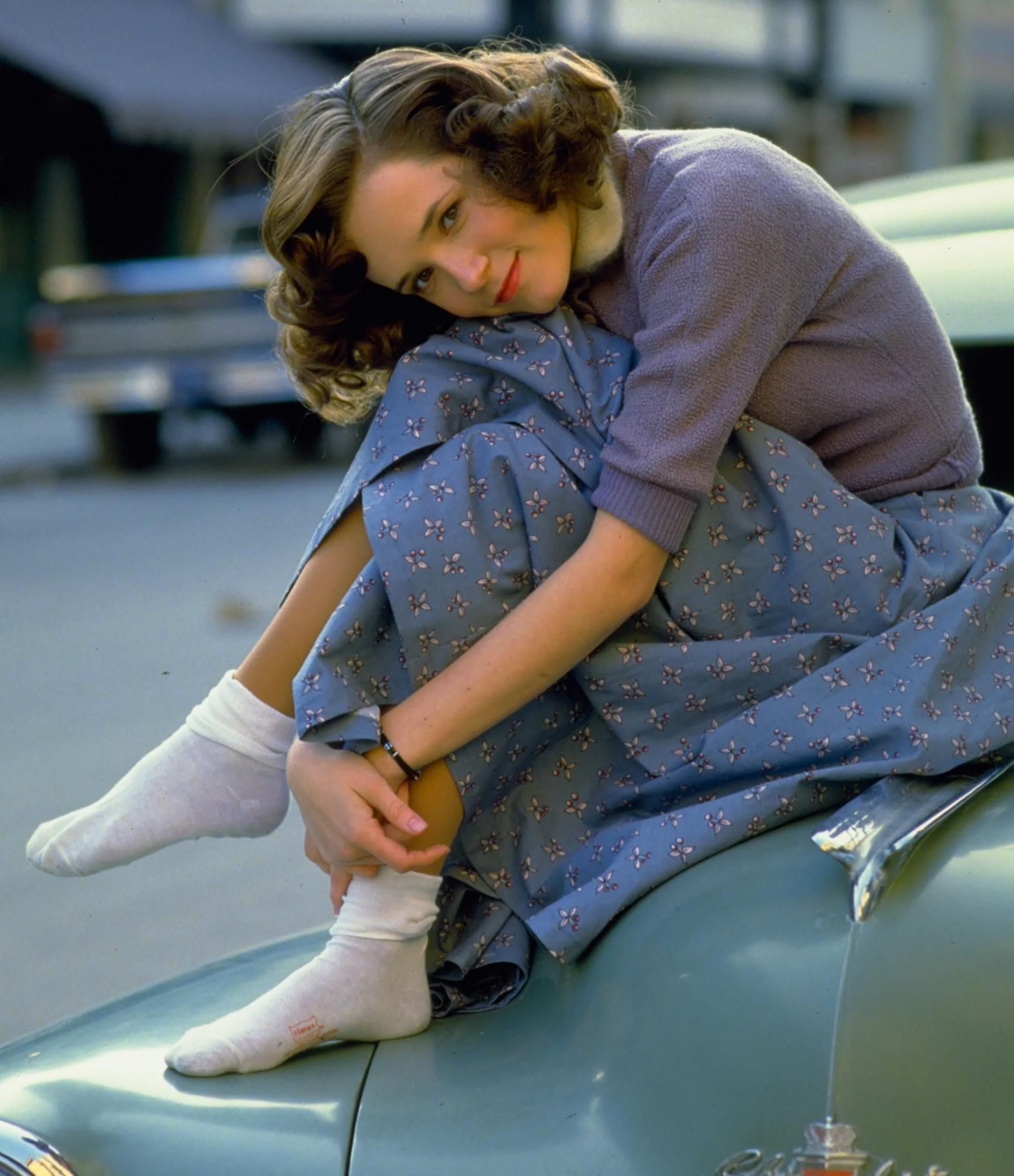 Lea Thompson Back to the Future, The Future movie, Hollywood celebrities, Time travel adventure, 1900x2200 HD Handy