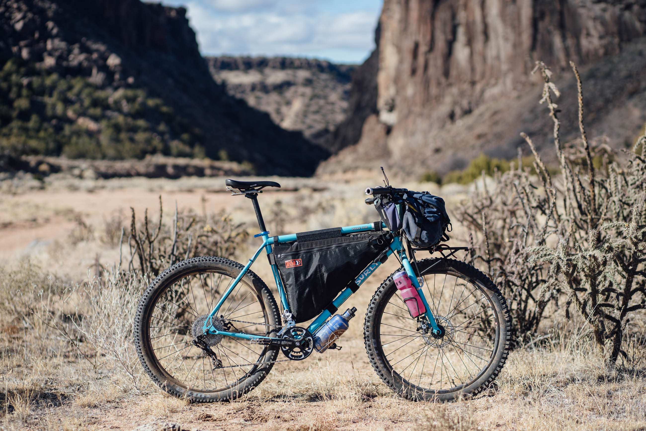Surly Bikes, Bridge club review, In-depth analysis, Cycling enthusiasts, 2600x1740 HD Desktop