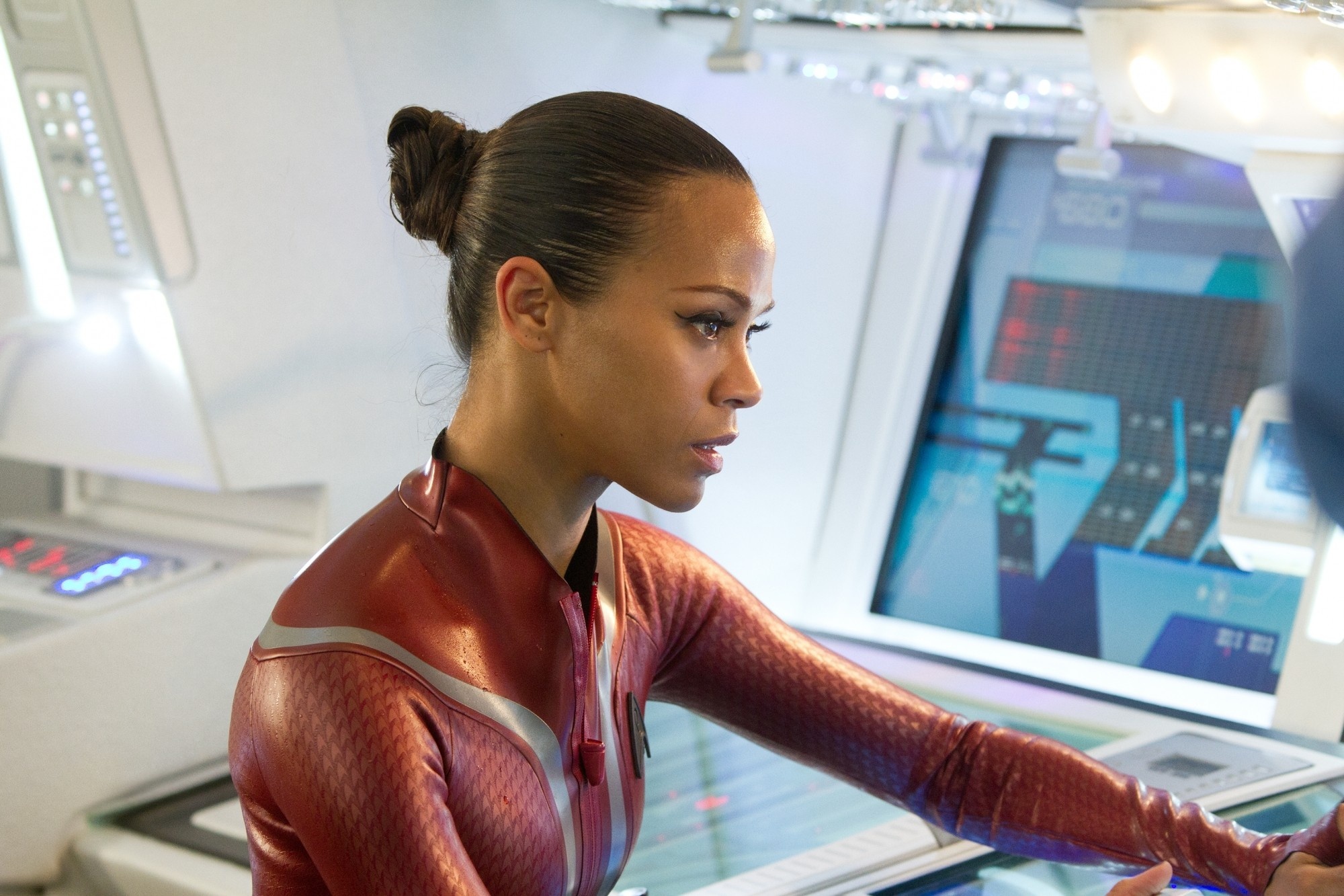 Zoe Saldana, Star Trek sequel, Hi-res images, Exclusive look, 2000x1340 HD Desktop
