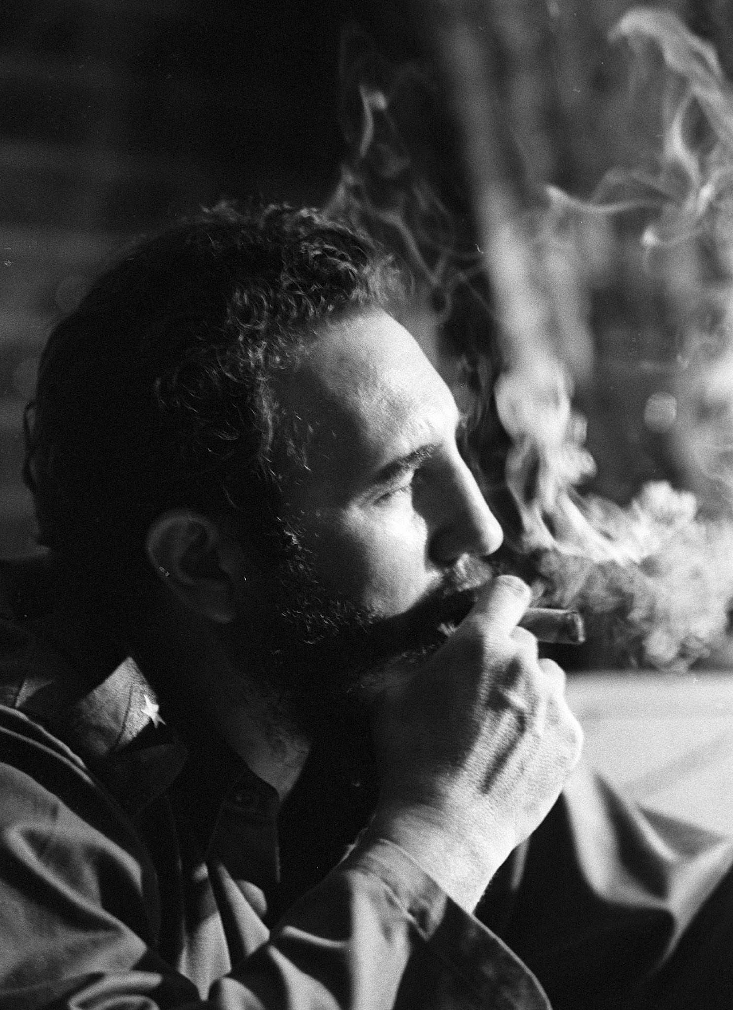 Fidel Castro: Assumed military and political power as Cuba's prime minister in 1959. 1490x2050 HD Background.