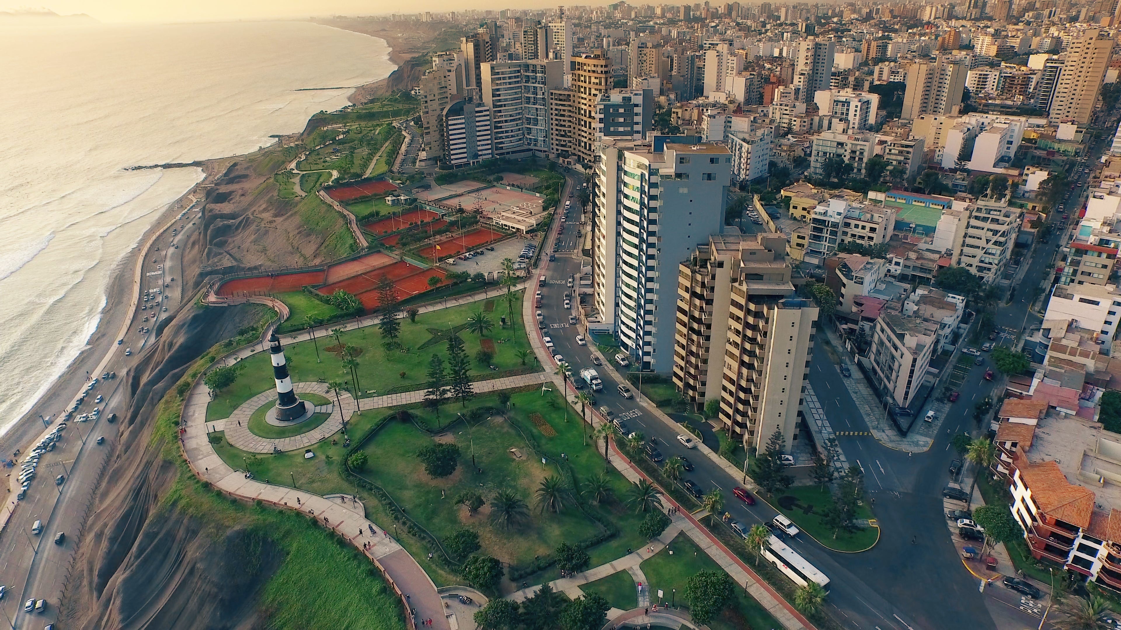 Lima (Peru), Exciting new airline routes, Traveler's delight, South American adventure, 3840x2160 4K Desktop