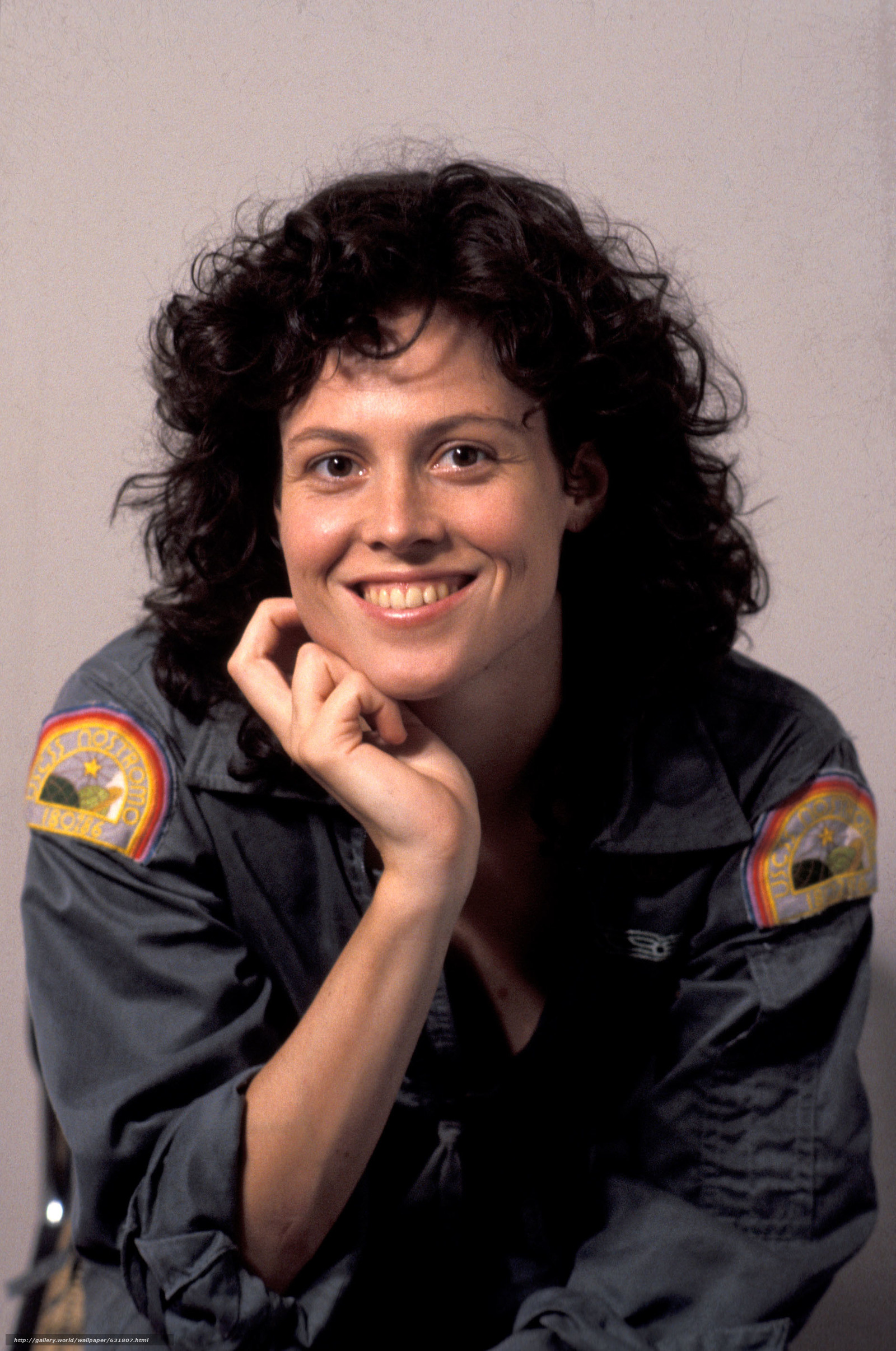 Sigourney Weaver: Rose to fame when she was cast as Ellen Ripley in the Ridley Scott directed science fiction film Alien, 1979. 1600x2420 HD Background.