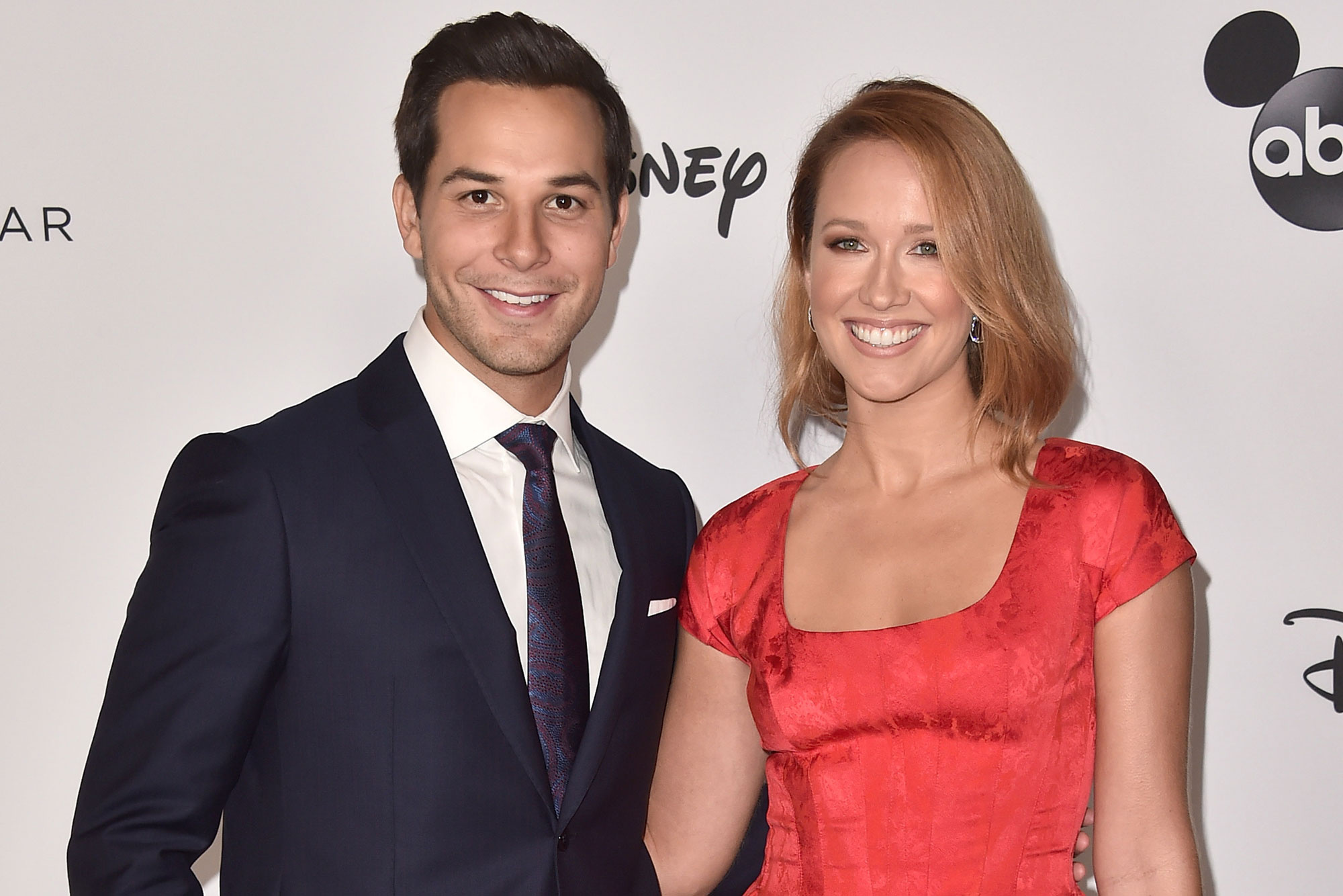 Skylar Astin: Stars split after two years of marriage, Officially divorced. 2000x1340 HD Wallpaper.