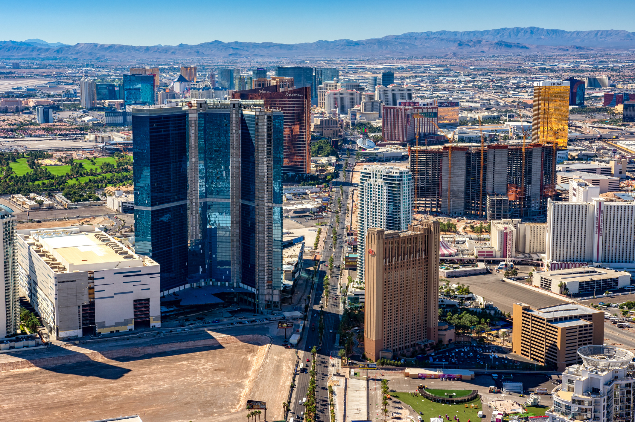 Las Vegas Skyline, Travels, Las Vegas Aerial View, Drone Girl, 2130x1420 HD Desktop
