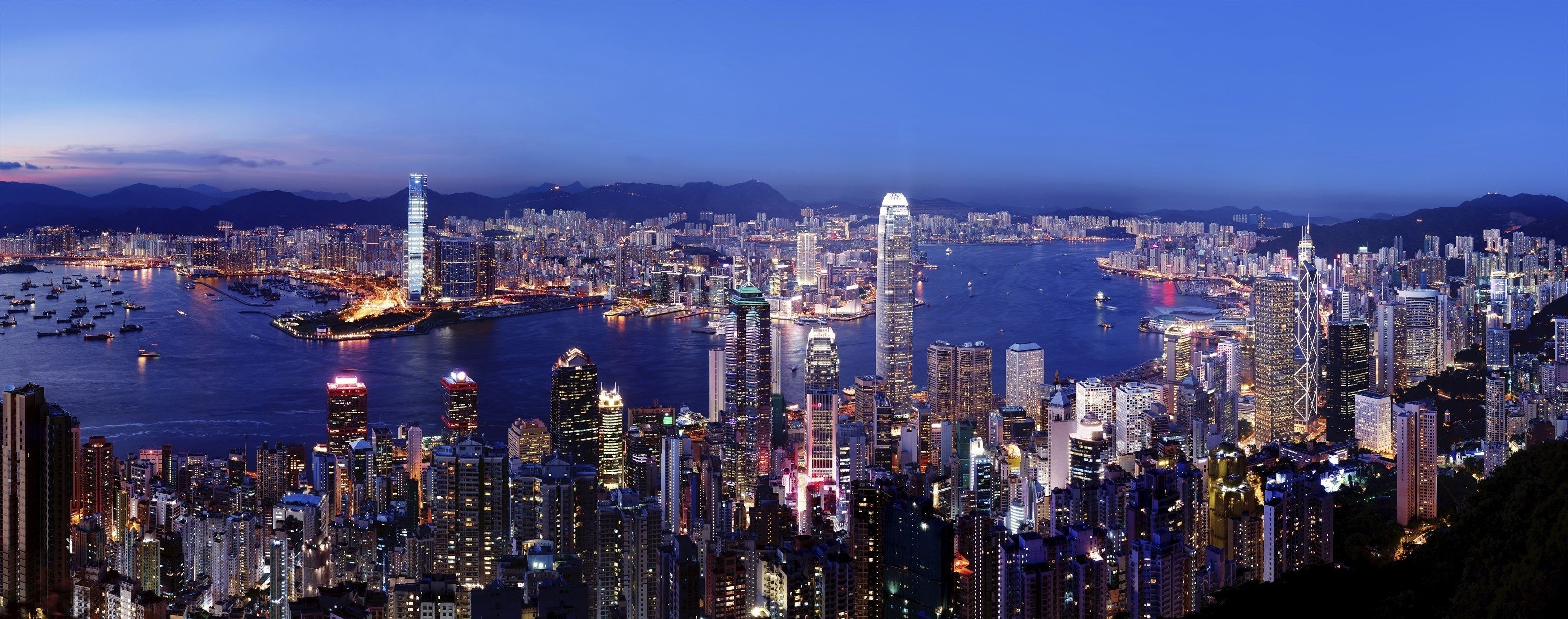 Visit Hong Kong with kids, Hong Kong hotels, Hong Kong travel, Hong Kong tourism, 3200x1260 Dual Screen Desktop