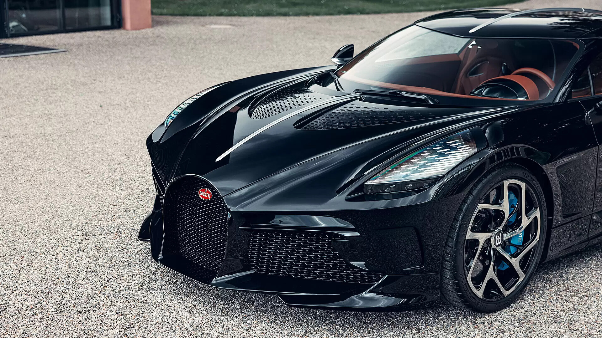 Bugatti La Voiture Noire: $13.4 million one-of-a-kind French hypercar, Luxury automobile. 1920x1080 Full HD Background.