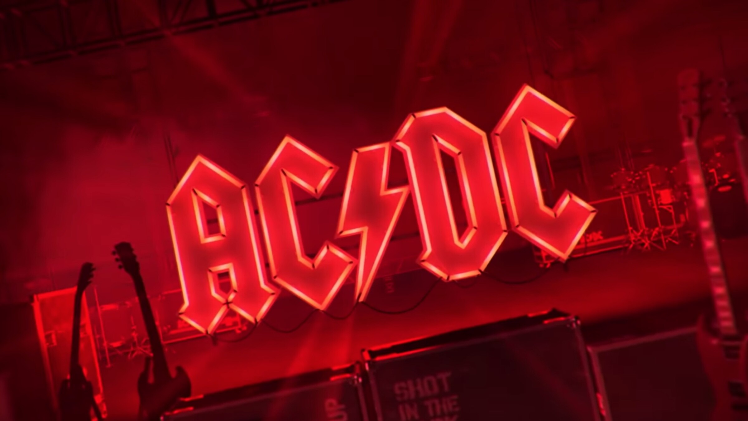Listen to AC/DC, New single, Rock music powerhouse, High voltage, 2400x1350 HD Desktop