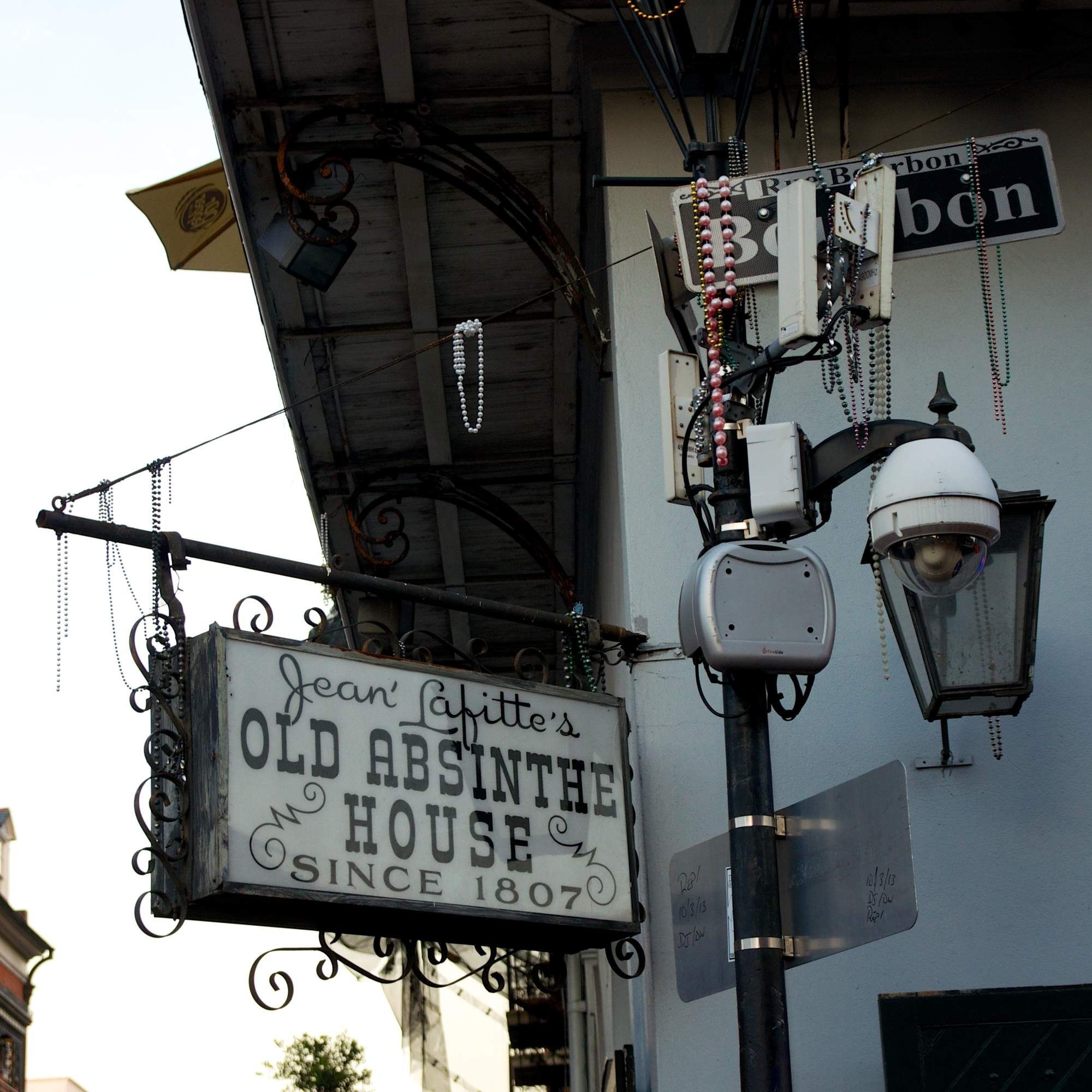 Rated bars, Bourbon street, New Orleans, Best bourbons, 2000x2000 HD Phone
