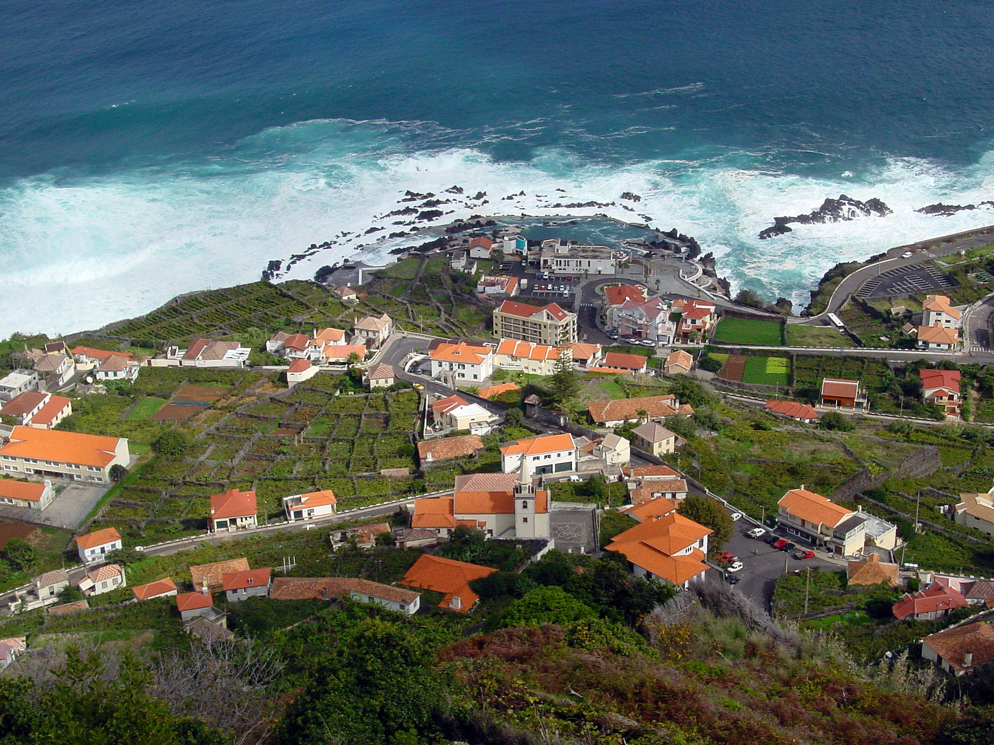 Madeira Travels, Porto Moniz charm, Scenic beauty, Blending horizons, 2050x1540 HD Desktop