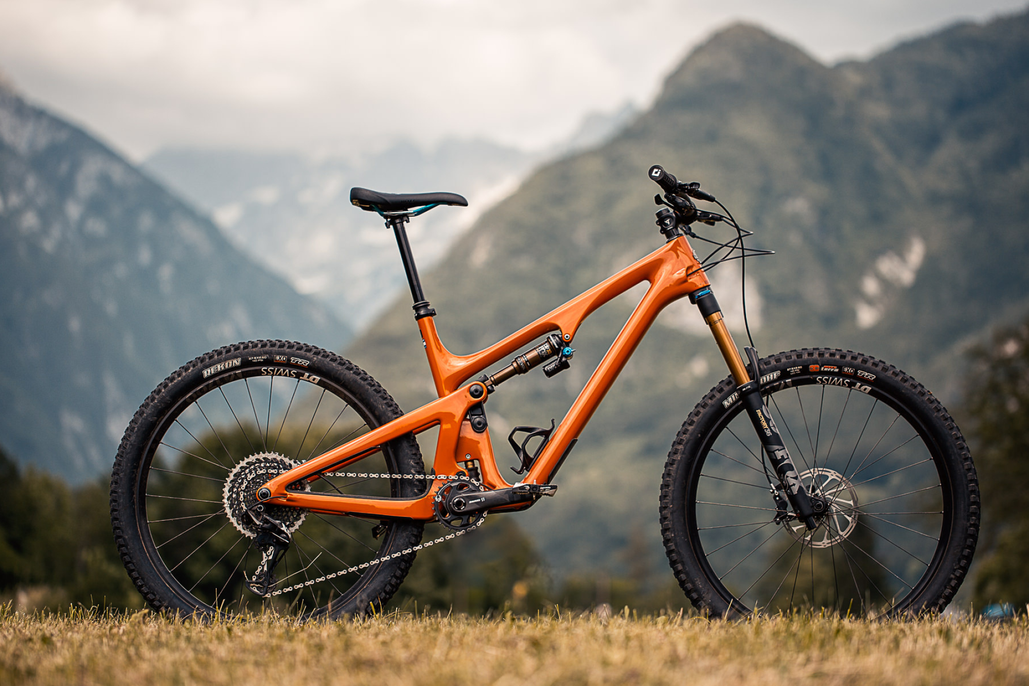 Yeti Cycles, First ride review, Time to rip, Enduro mountainbike, 2000x1340 HD Desktop