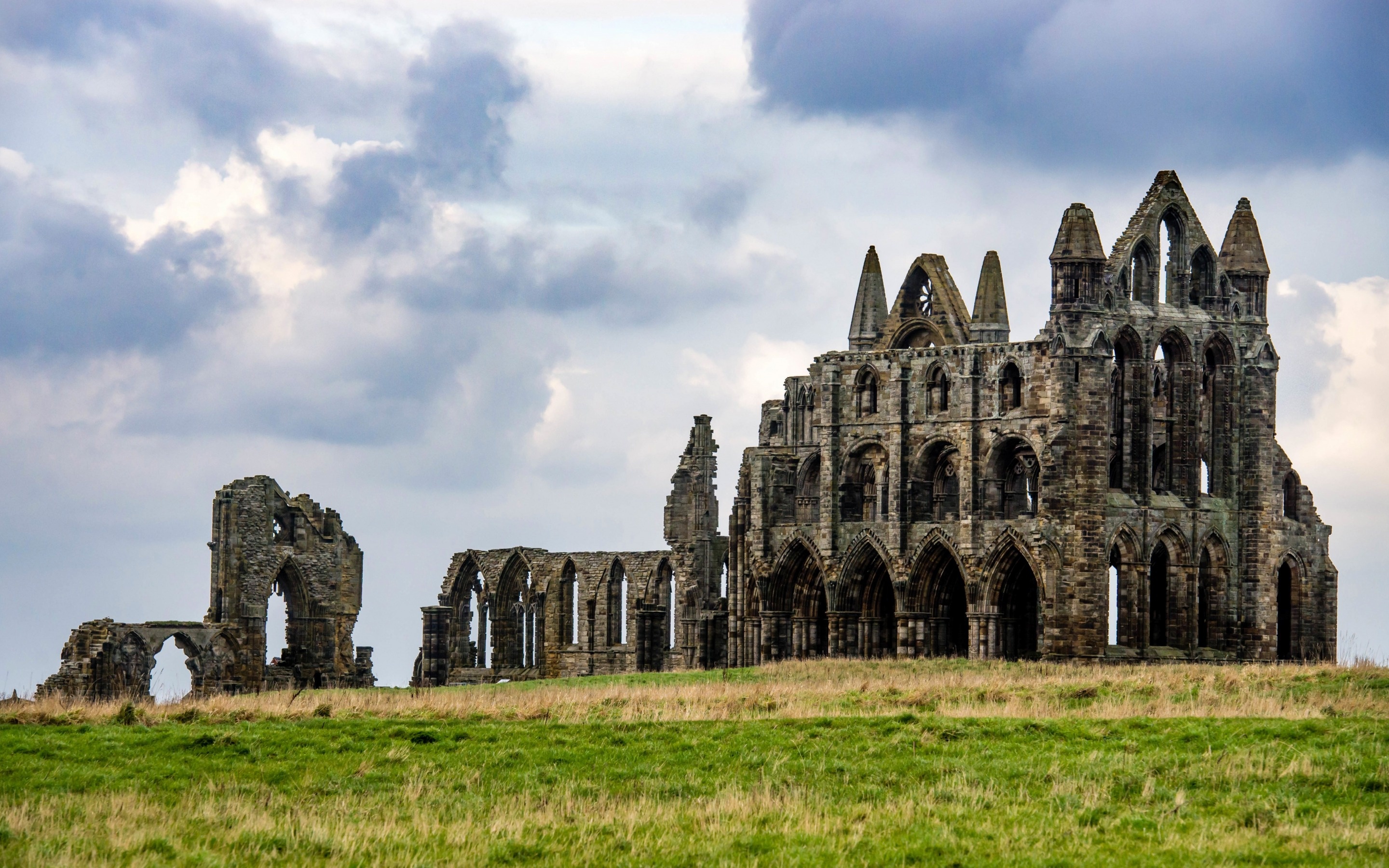 Gothic Architecture: Abbey of Whitby, Ruins, Castle, England, UK, A Christian monastery, Landscape. 2880x1800 HD Wallpaper.