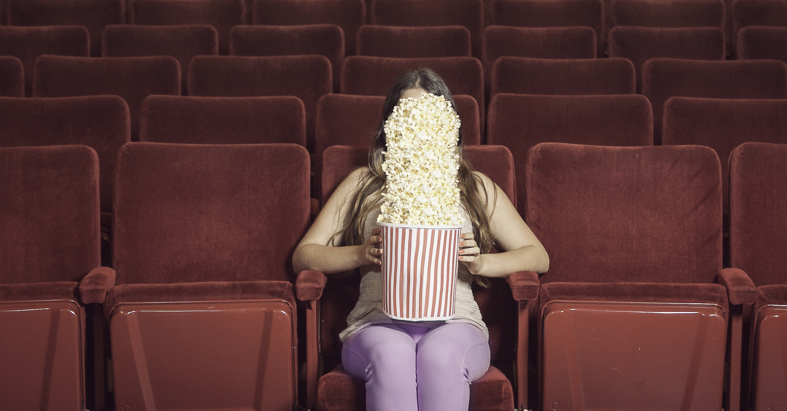 Movie theater etiquette, Do's and don'ts, Theater manners, Respectful audience, 2510x1320 HD Desktop